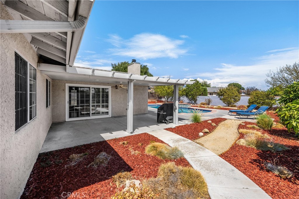 Upland, California, 91786, United States, 5 Bedrooms Bedrooms, ,2 BathroomsBathrooms,Residential,For Sale,1927860