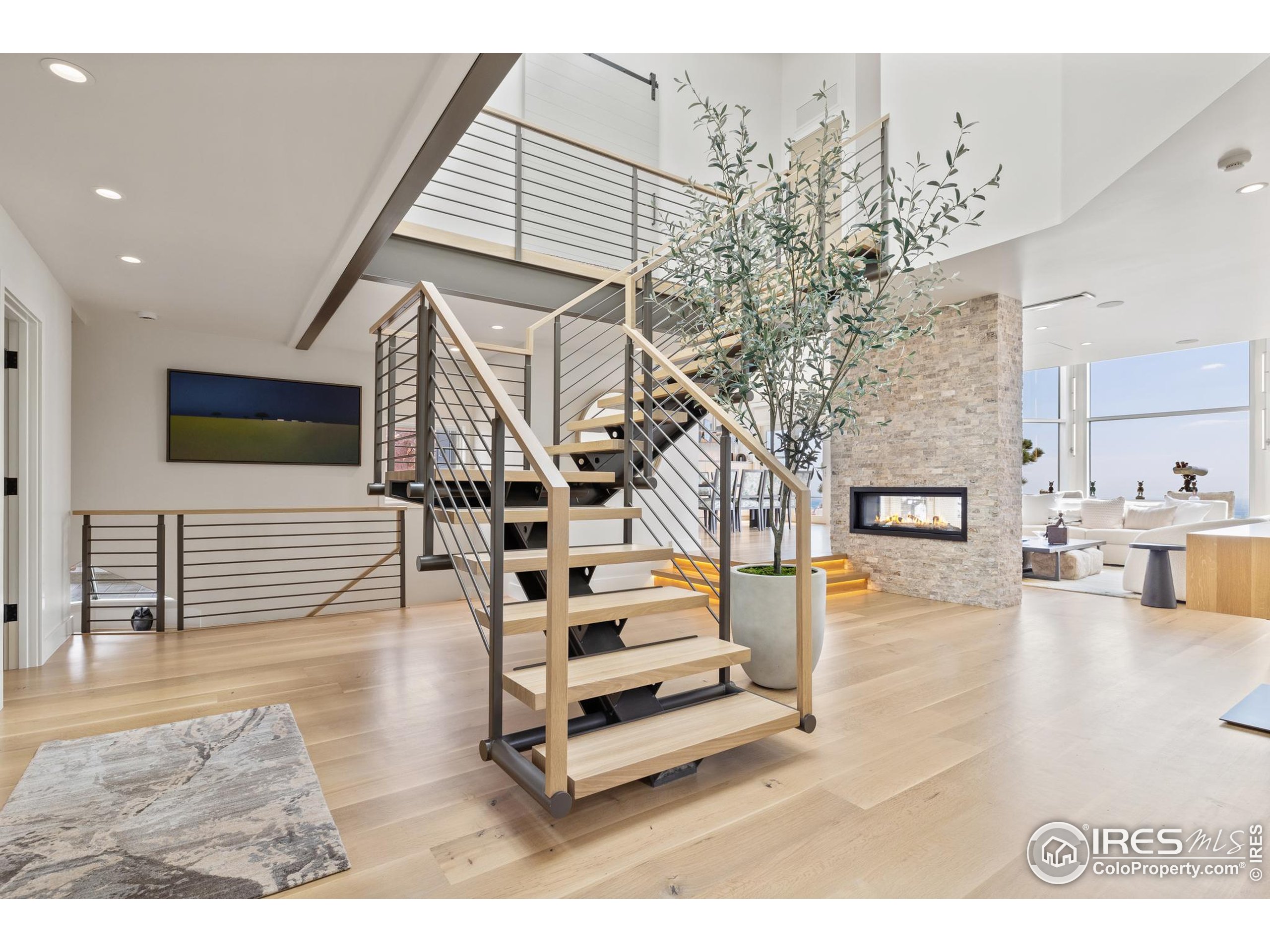 Boulder, Colorado, 80304, United States, 4 Bedrooms Bedrooms, ,3 BathroomsBathrooms,Residential,For Sale,1902087
