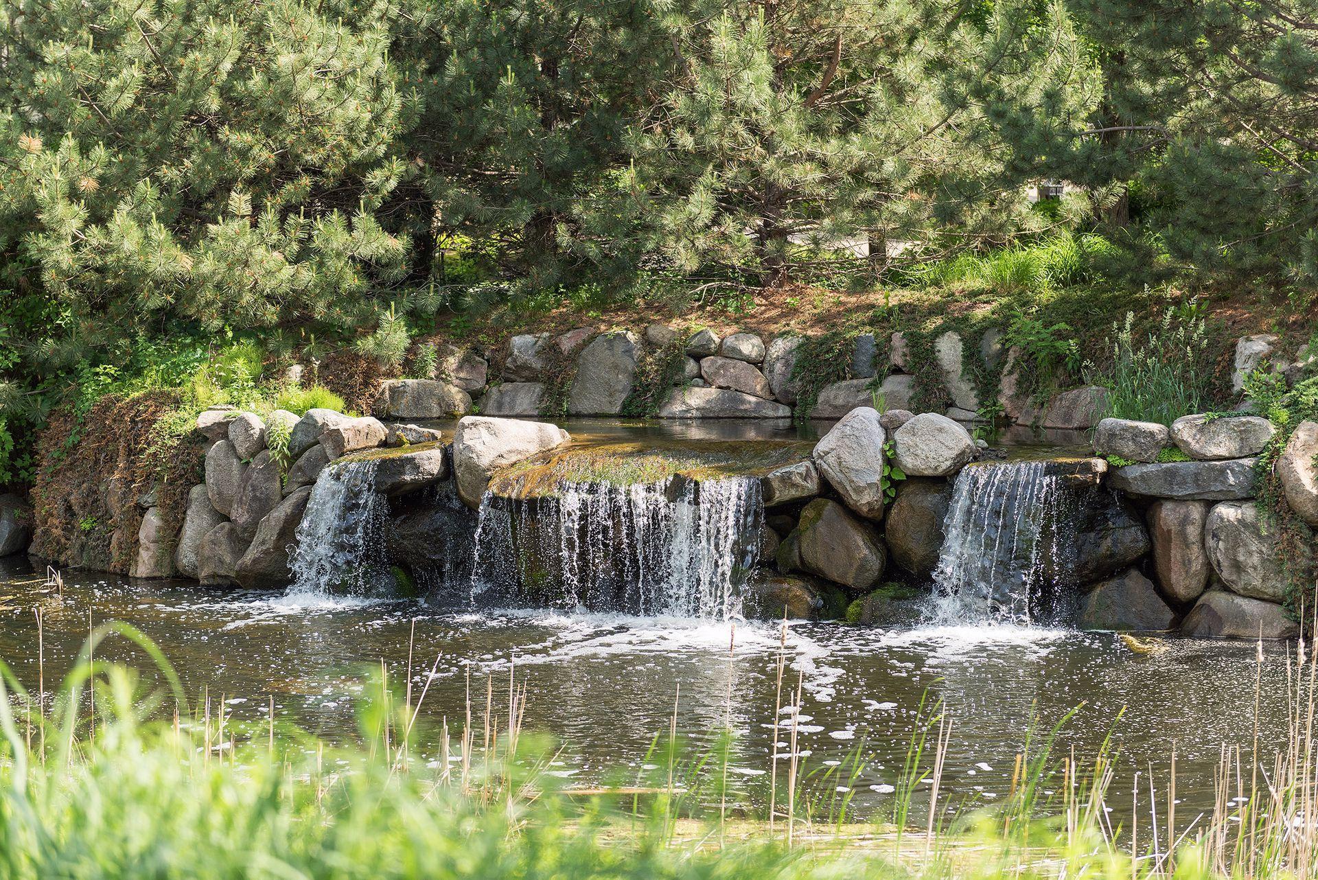 Wayzata, Minnesota, 55391, United States, 4 Bedrooms Bedrooms, ,1 BathroomBathrooms,Residential,For Sale,1999686