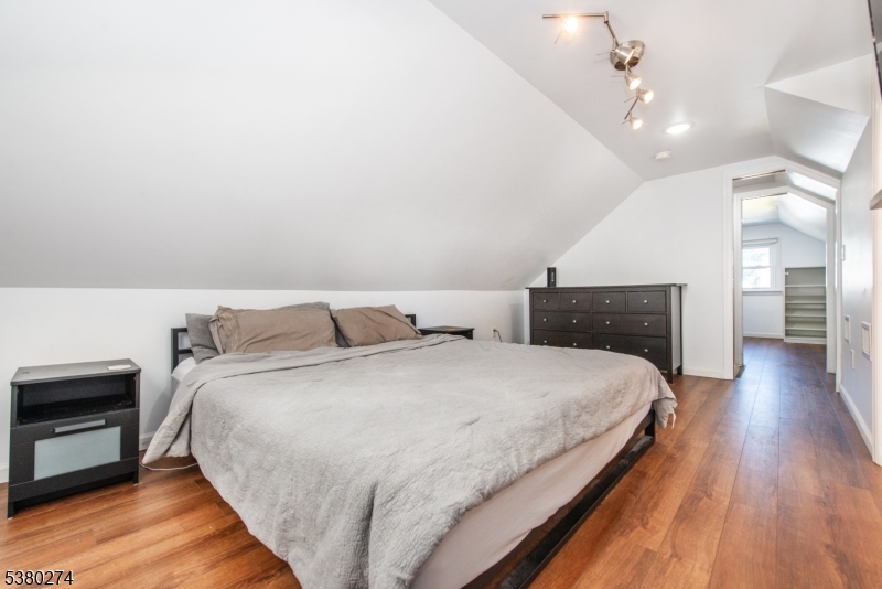 Clifton City, New Jersey, 07012, United States, 4 Bedrooms Bedrooms, ,2 BathroomsBathrooms,Residential,For Sale,1940862