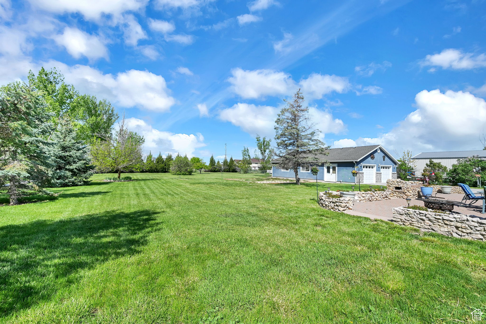Farr West, Utah, 84404, United States, 4 Bedrooms Bedrooms, ,3 BathroomsBathrooms,Residential,For Sale,1865277