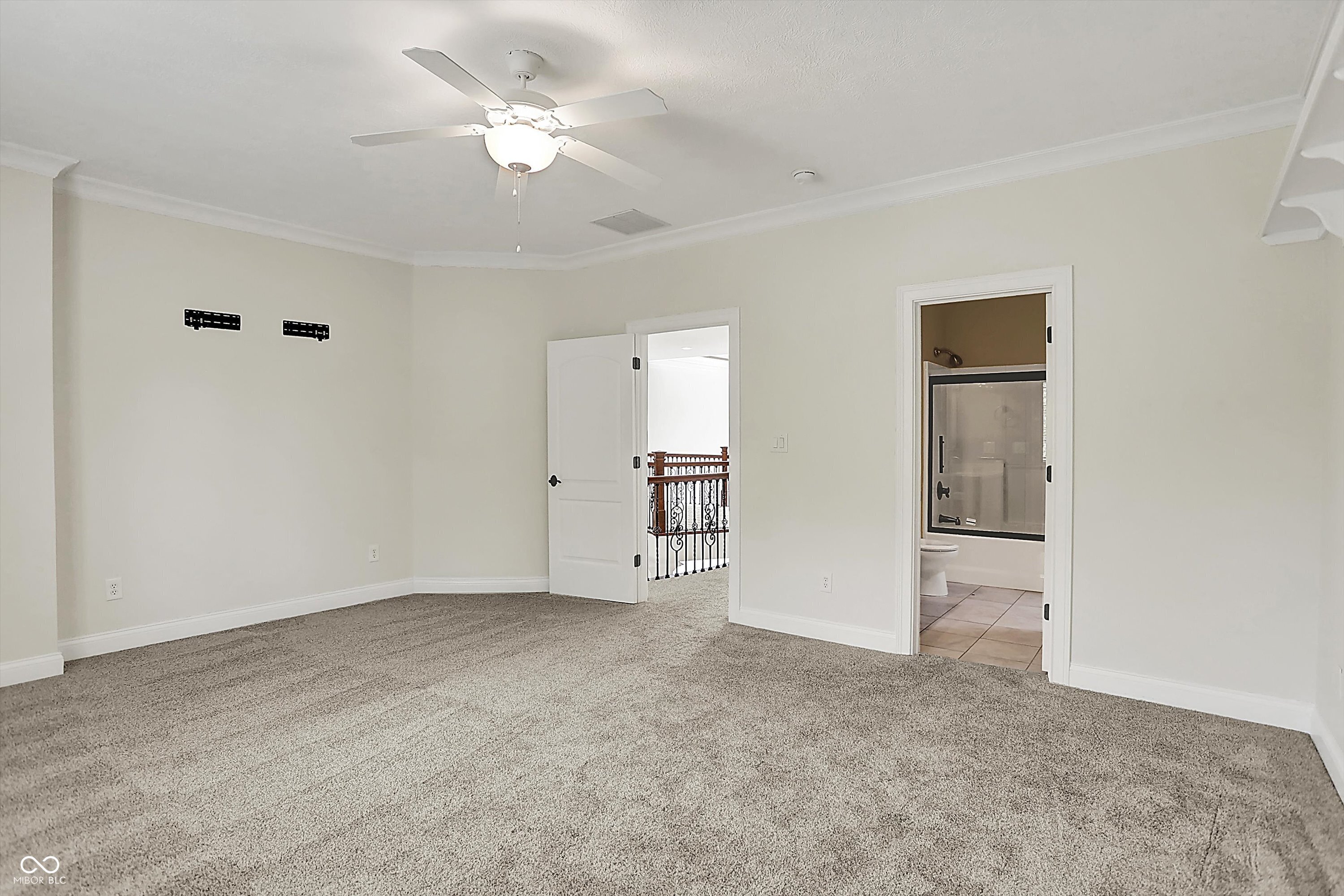 Noblesville, Indiana, 46062, United States, 6 Bedrooms Bedrooms, ,9 BathroomsBathrooms,Residential,For Sale,1979033