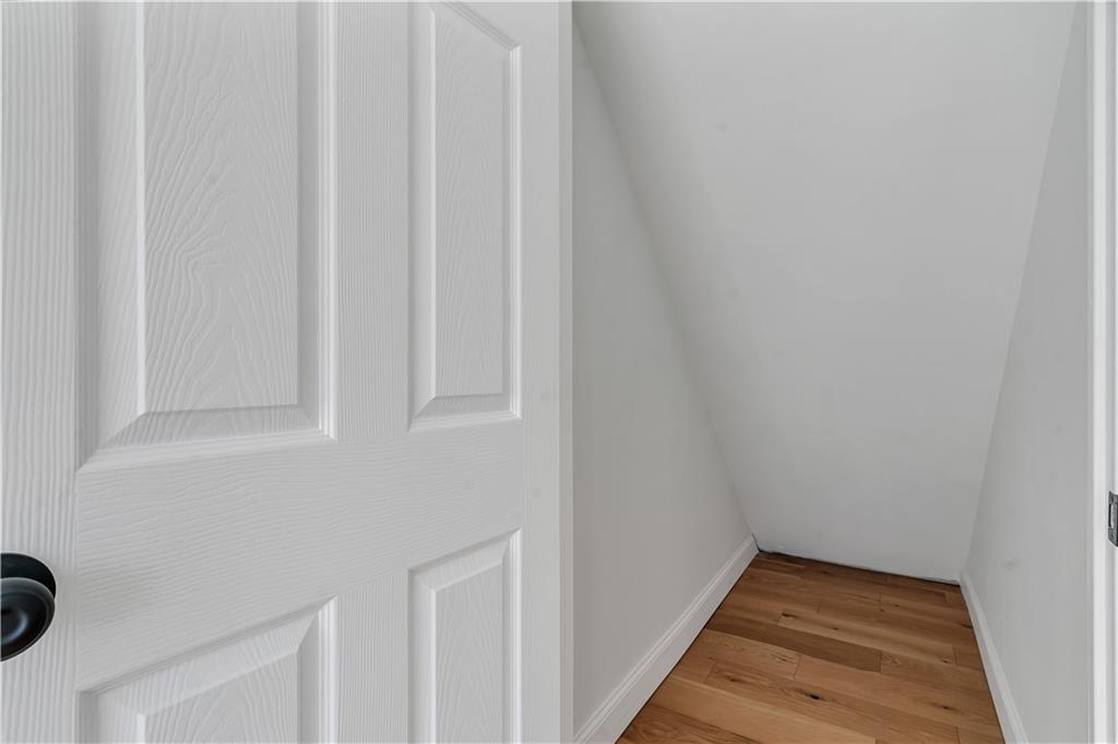 Burrillville, Rhode Island, 02859, United States, 5 Bedrooms Bedrooms, ,3 BathroomsBathrooms,Residential,For Sale,2008536