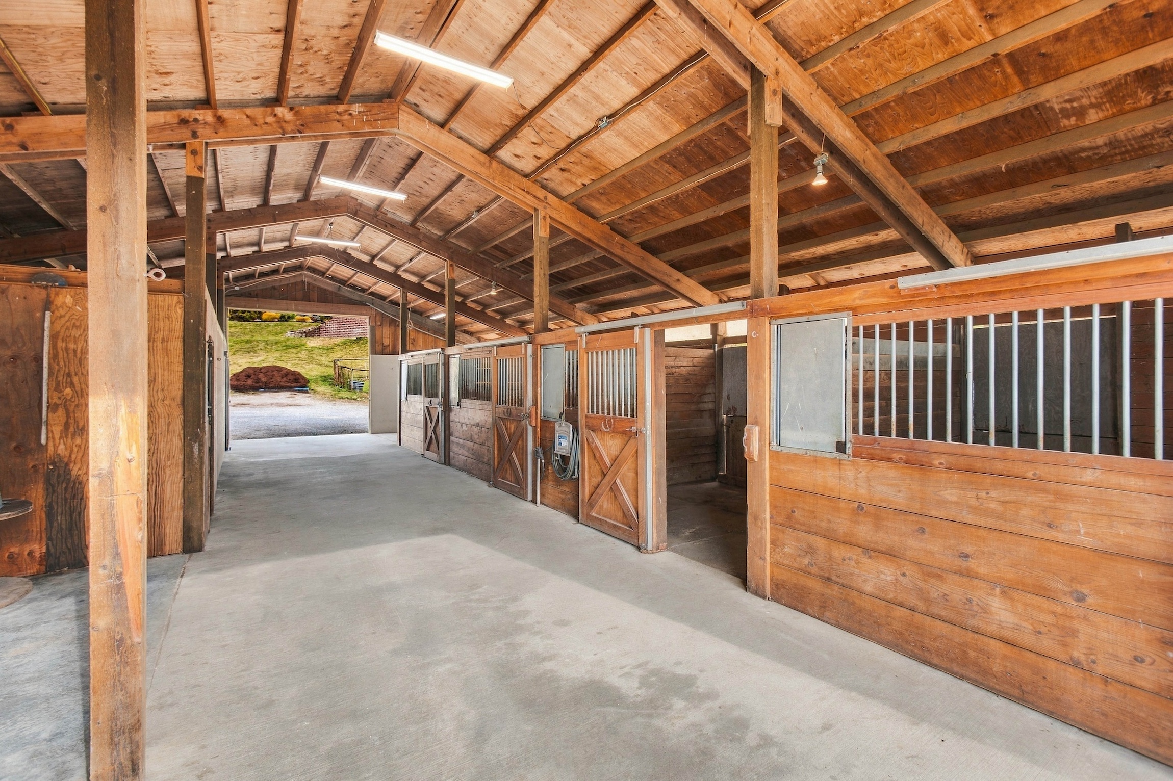  Exceptional Legacy Equestrian Estate - 物件實景