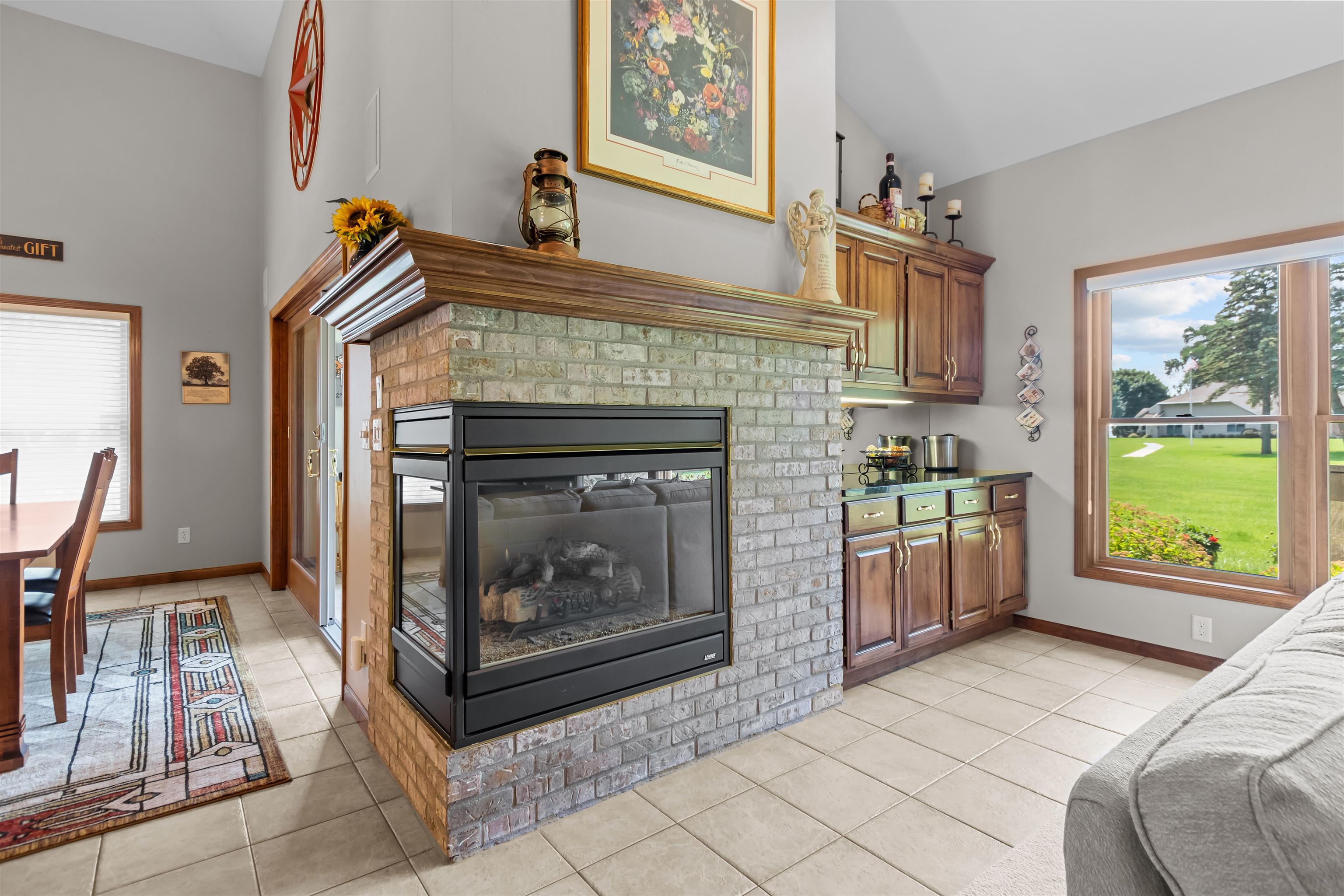 Menasha, Wisconsin, 54952, United States, 3 Bedrooms Bedrooms, ,3 BathroomsBathrooms,Residential,For Sale,1904355