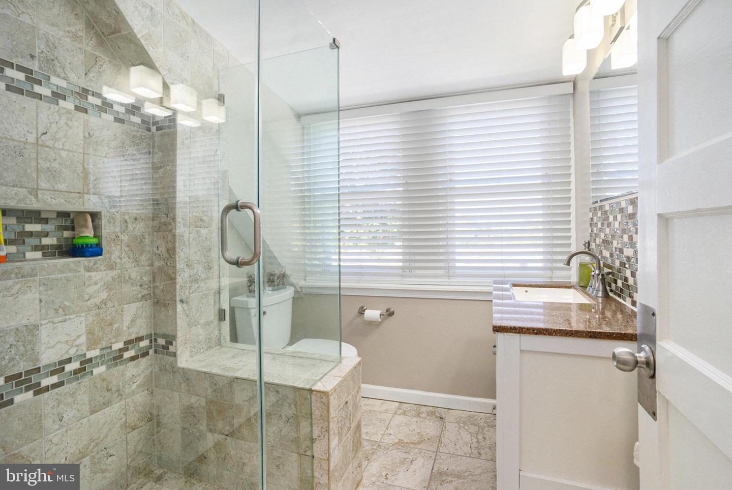 Lafayette Hill, Pennsylvania, 19444, United States, 5 Bedrooms Bedrooms, ,2 BathroomsBathrooms,Residential,For Sale,1999647