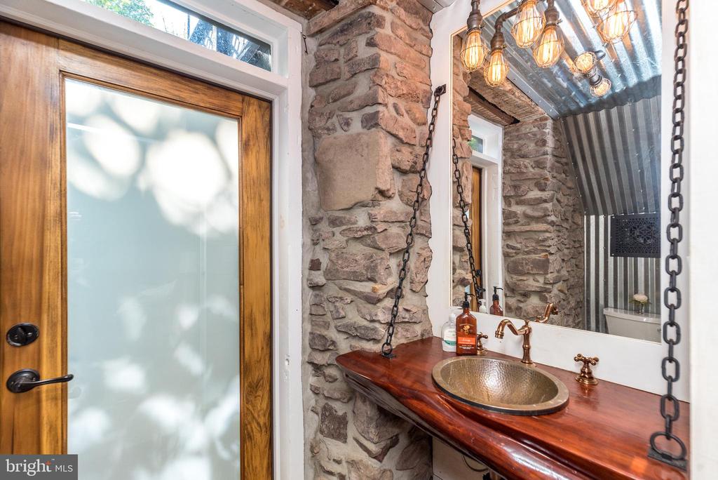 Ottsville, Pennsylvania, 18942, United States, 3 Bedrooms Bedrooms, ,3 BathroomsBathrooms,Residential,For Sale,1950550