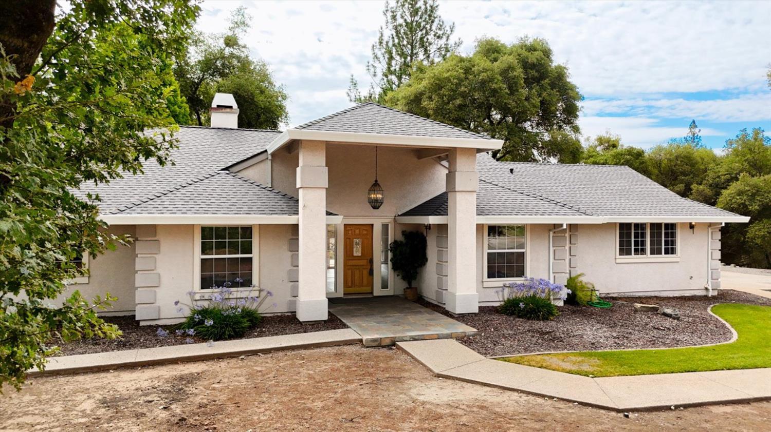 Penn Valley, California, 95946, United States, 3 Bedrooms Bedrooms, ,2 BathroomsBathrooms,Residential,For Sale,1902443