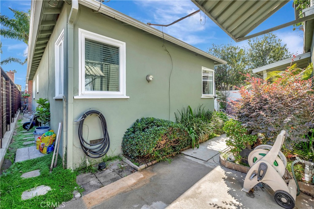 Seal Beach, California, 90740, United States, 4 Bedrooms Bedrooms, ,2 BathroomsBathrooms,Residential,For Sale,2001777