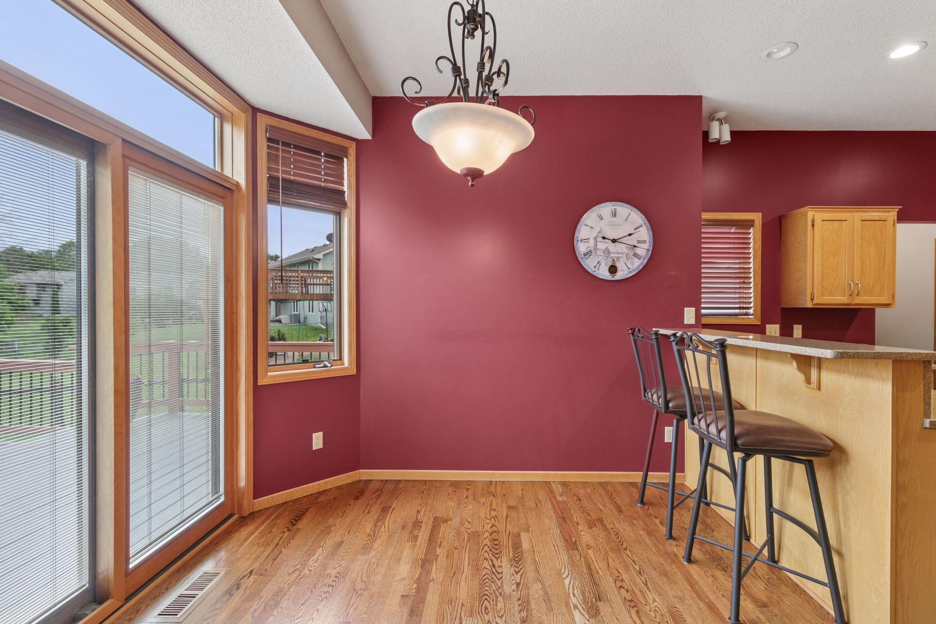 Lakeville, Minnesota, 55044, United States, 4 Bedrooms Bedrooms, ,1 BathroomBathrooms,Residential,For Sale,1867089
