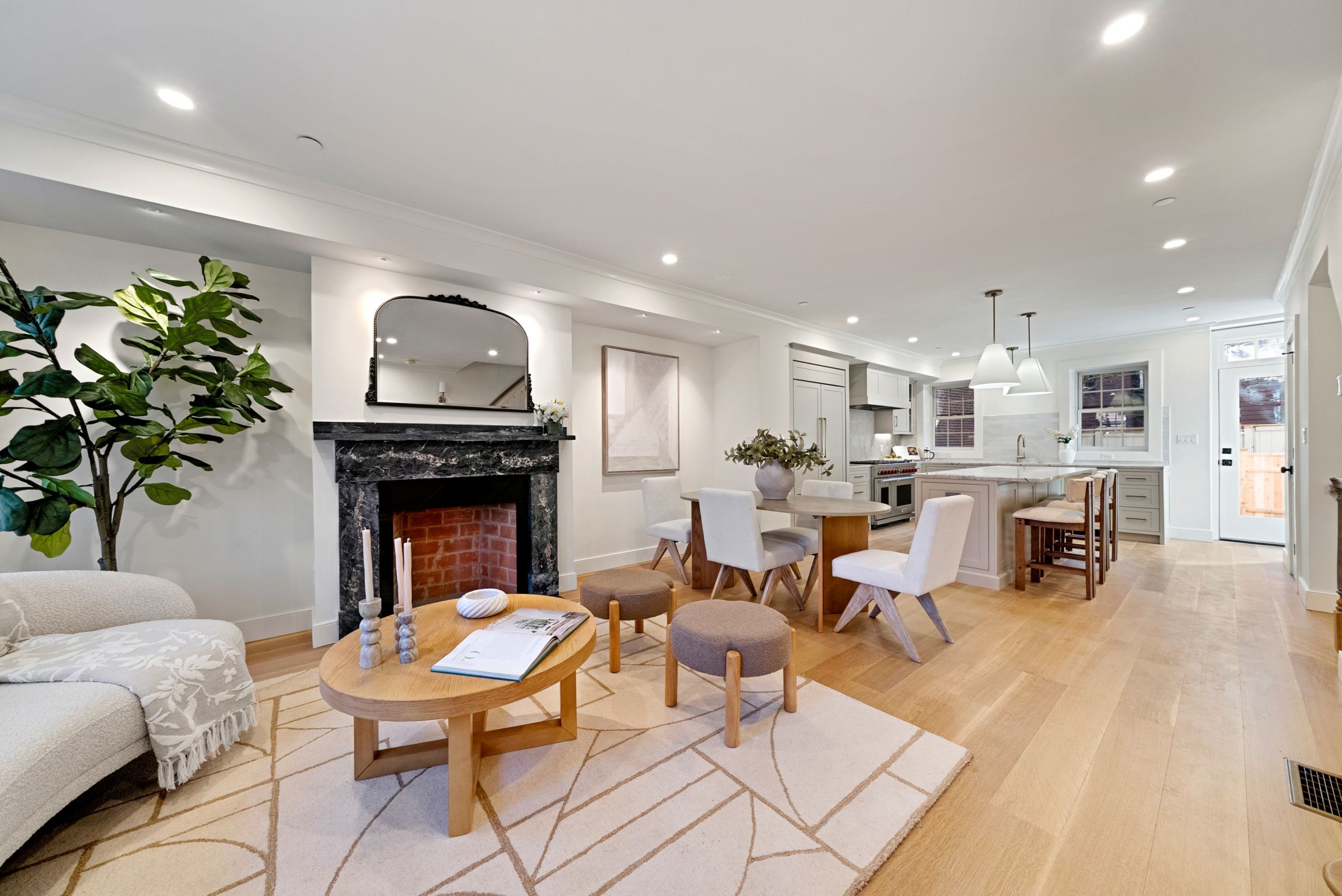  30 Harvard Street, Boston, MA, 02129 - 物件實景