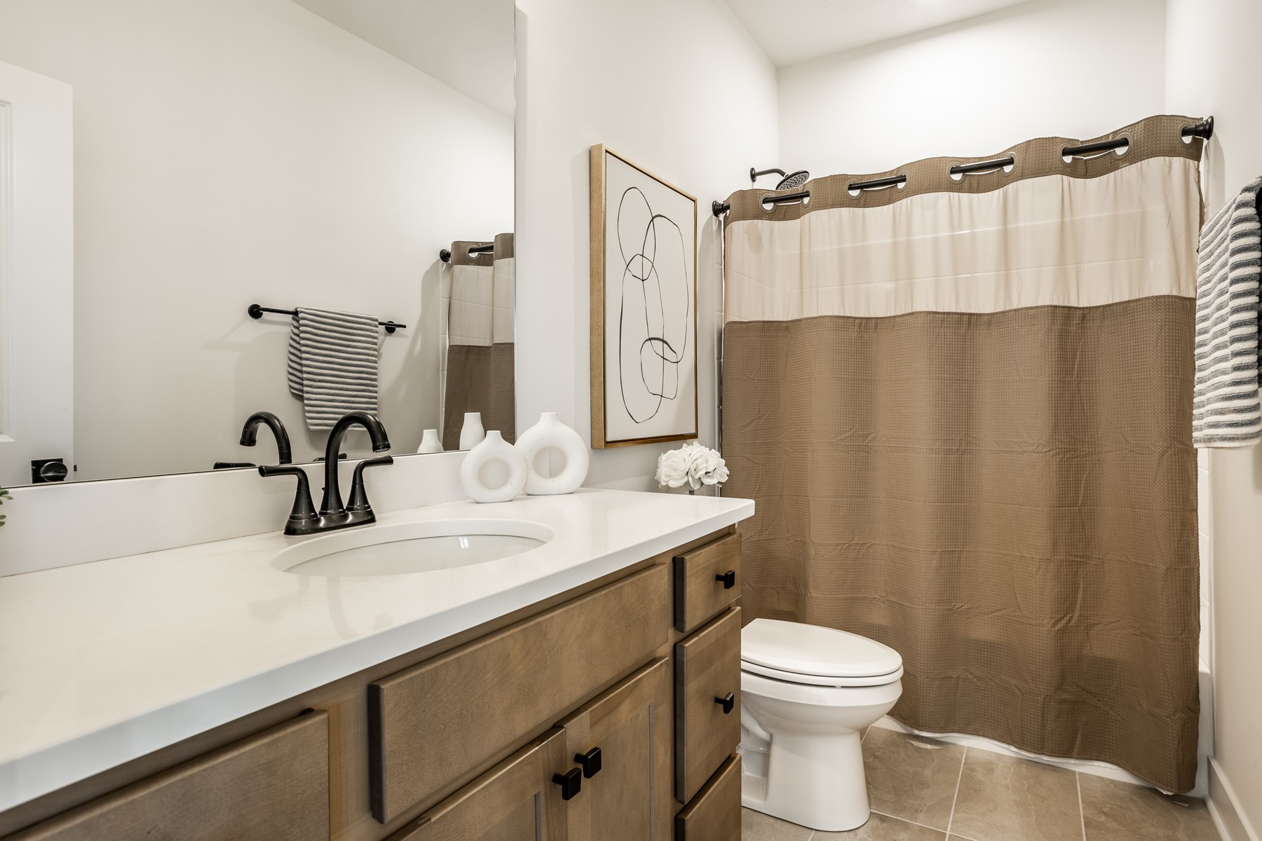  Beautifully Designed 5 Bedroom Home in Desirable Westfield Neighborhood - 物件實景