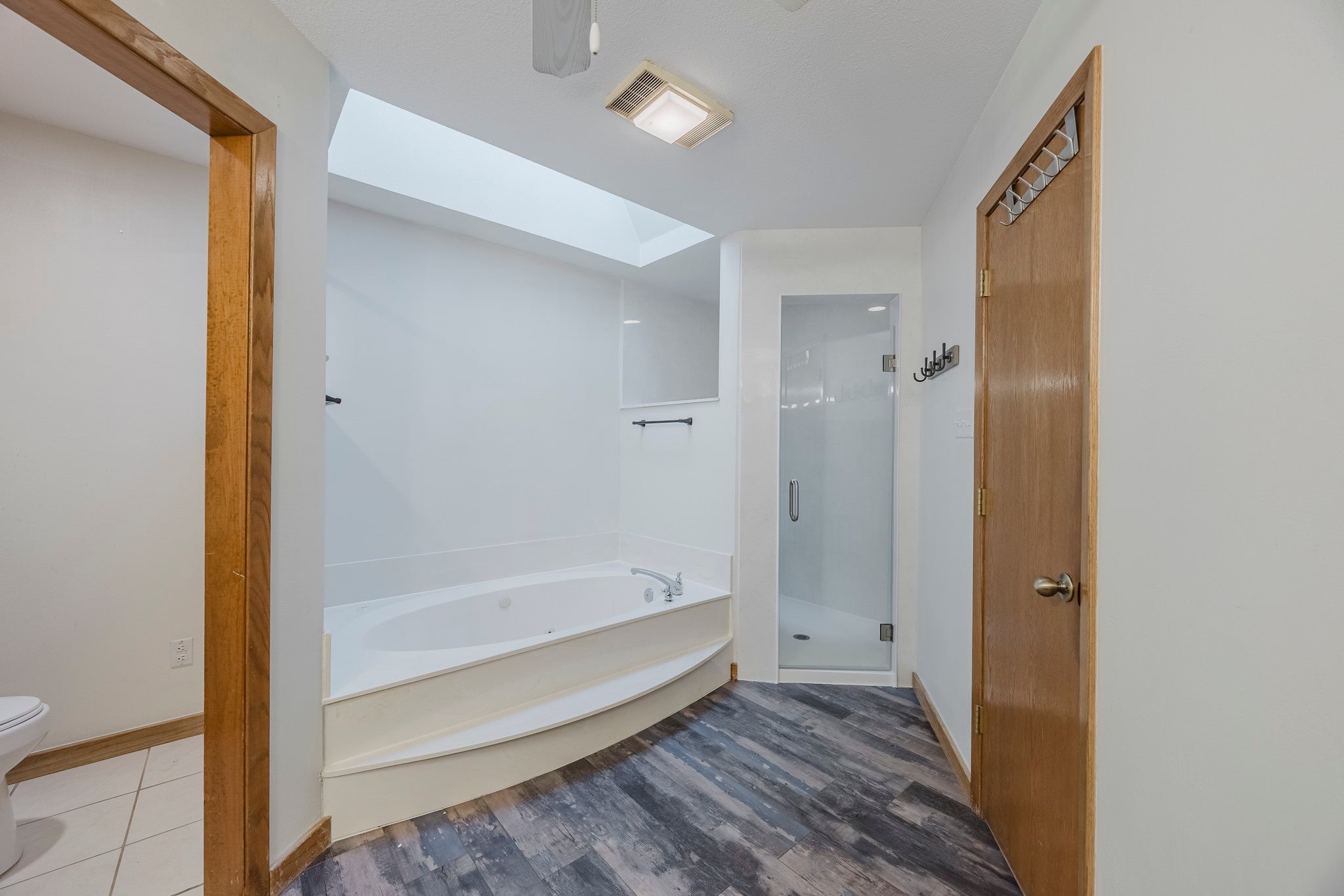 Fort Worth, Texas, 76179, United States, 4 Bedrooms Bedrooms, ,3 BathroomsBathrooms,Residential,For Sale,1981594