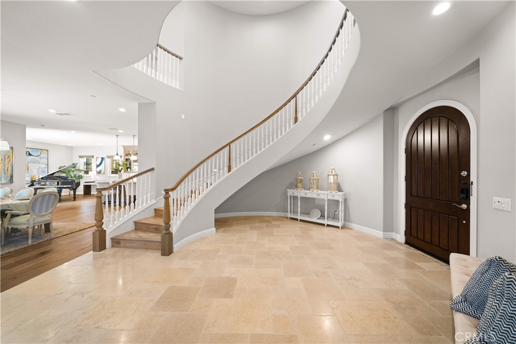 Irvine, California, 92602, United States, 5 Bedrooms Bedrooms, ,6 BathroomsBathrooms,Residential,For Sale,1982881