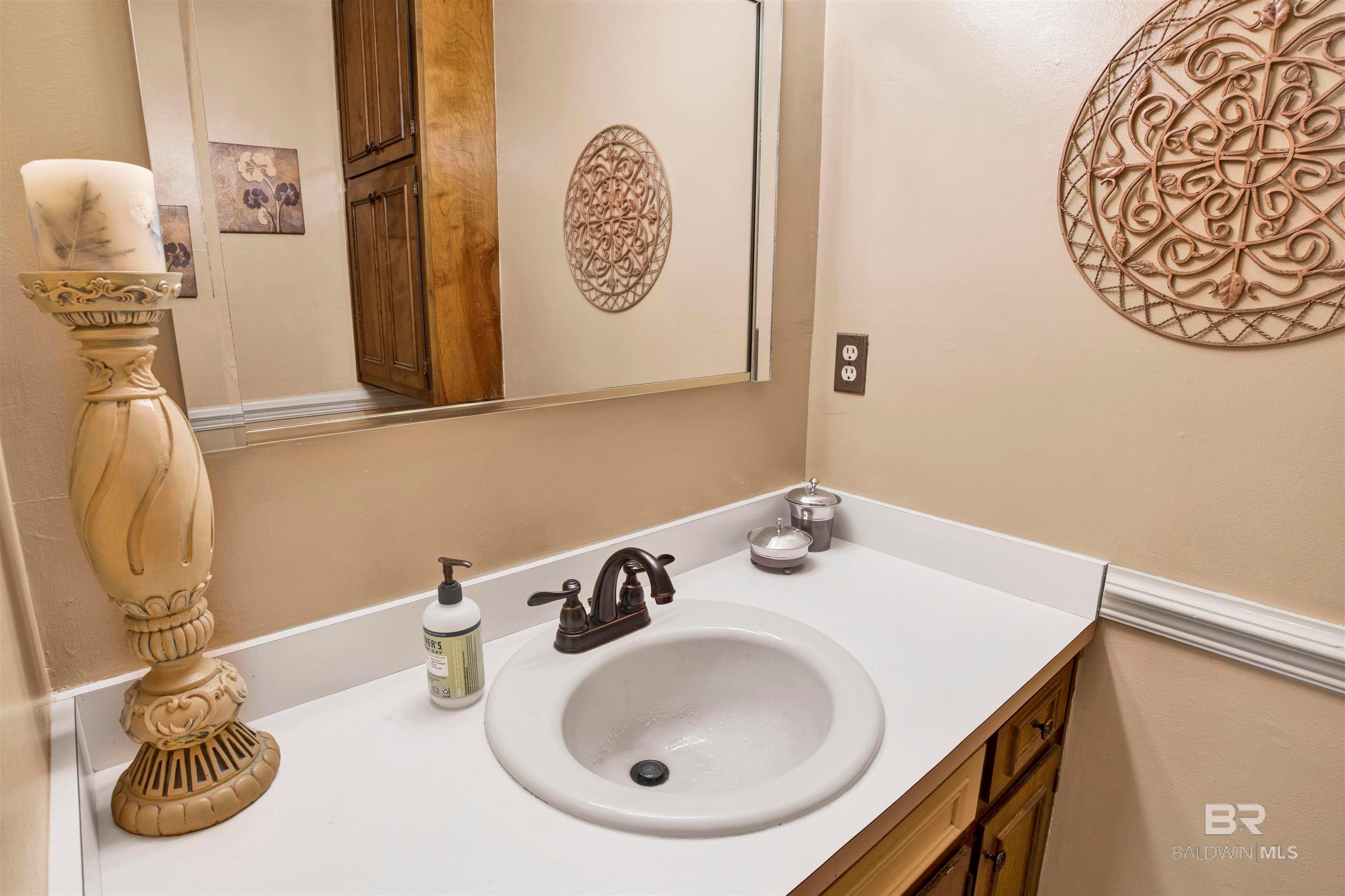 Daphne, Alabama, 36526, United States, 4 Bedrooms Bedrooms, ,3 BathroomsBathrooms,Residential,For Sale,1998896