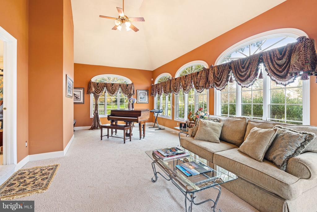 New Hope, Pennsylvania, 18938, United States, 4 Bedrooms Bedrooms, ,5 BathroomsBathrooms,Residential,For Sale,1987976