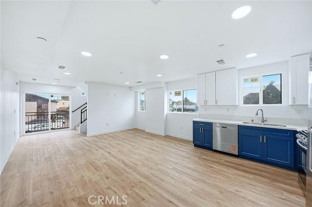 Los Angeles, California, 90011, United States, ,Residential,For Sale,1987008