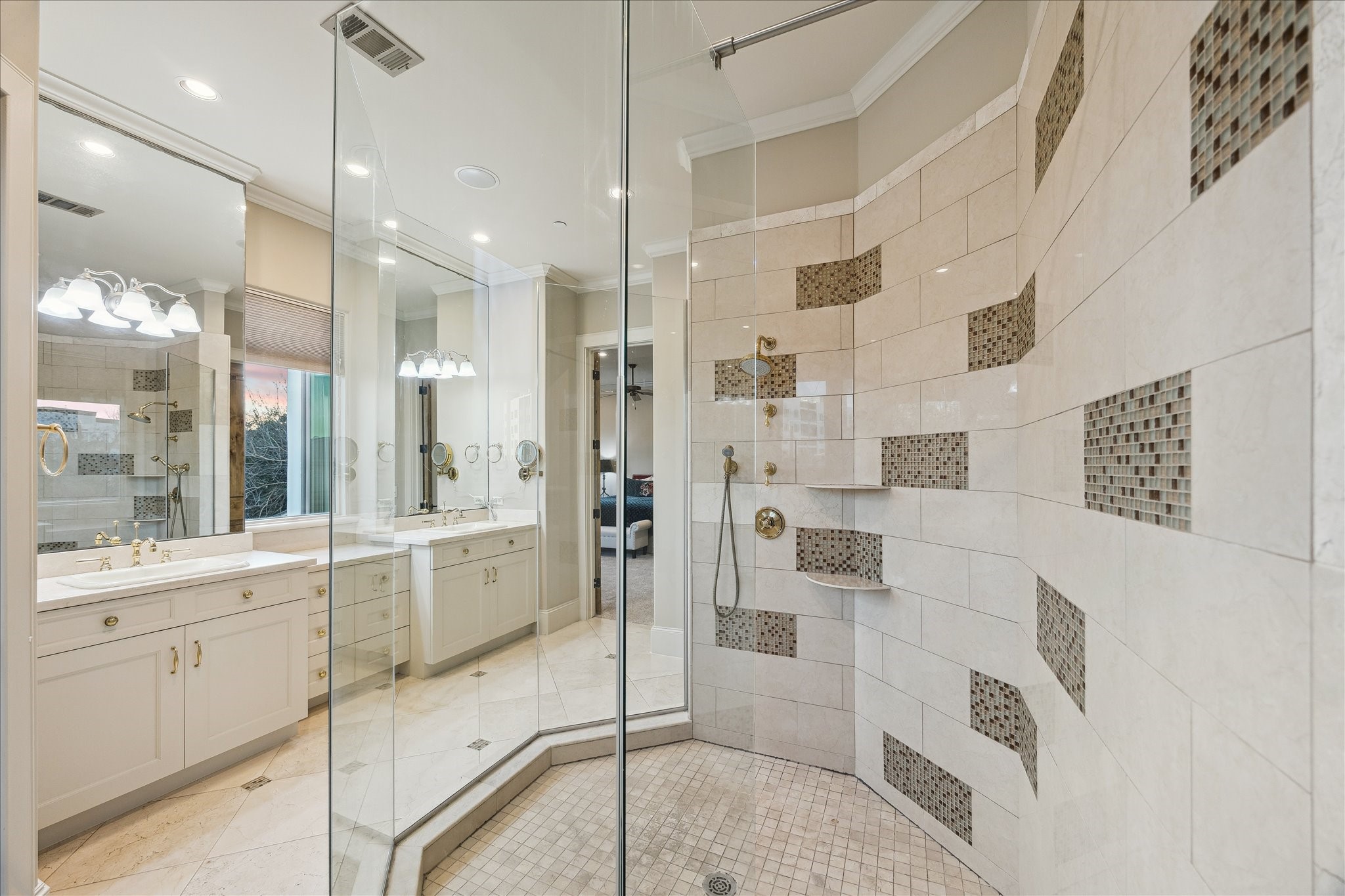  5207 Calle Montilla Place - 物件實景