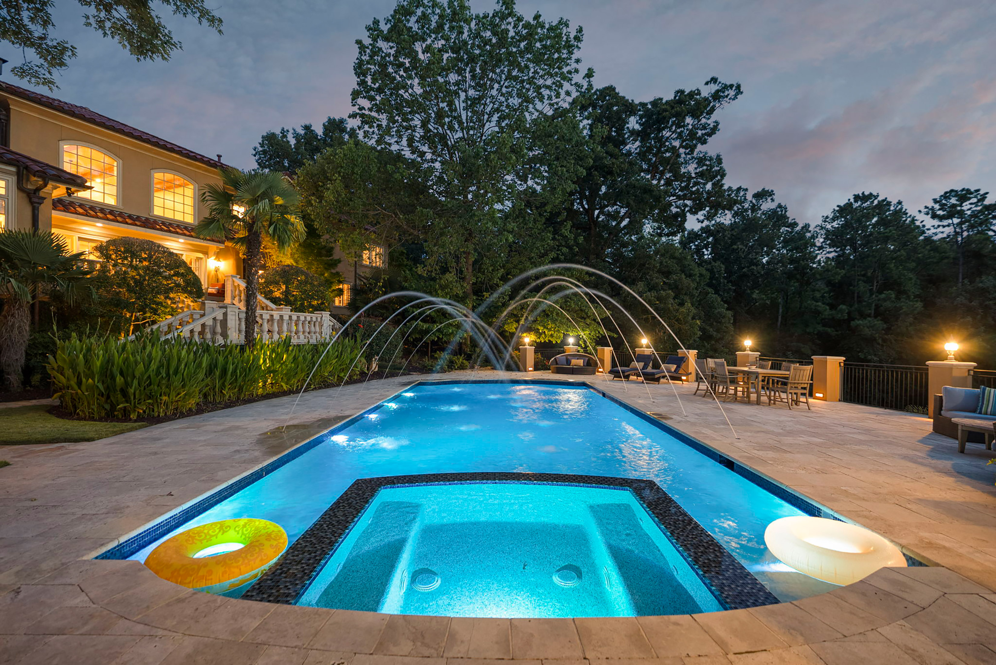  Remarkable Spanish-style Estate on 3.8+/- Private Acres - 物件實景