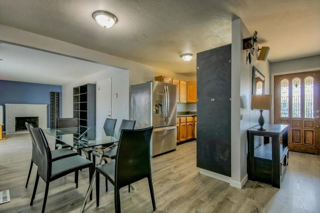 Watsonville, California, 95076, United States, 3 Bedrooms Bedrooms, ,2 BathroomsBathrooms,Residential,For Sale,1976006