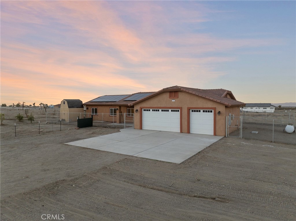 Pinon Hills, California, 92372, United States, 4 Bedrooms Bedrooms, ,3 BathroomsBathrooms,Residential,For Sale,1989561