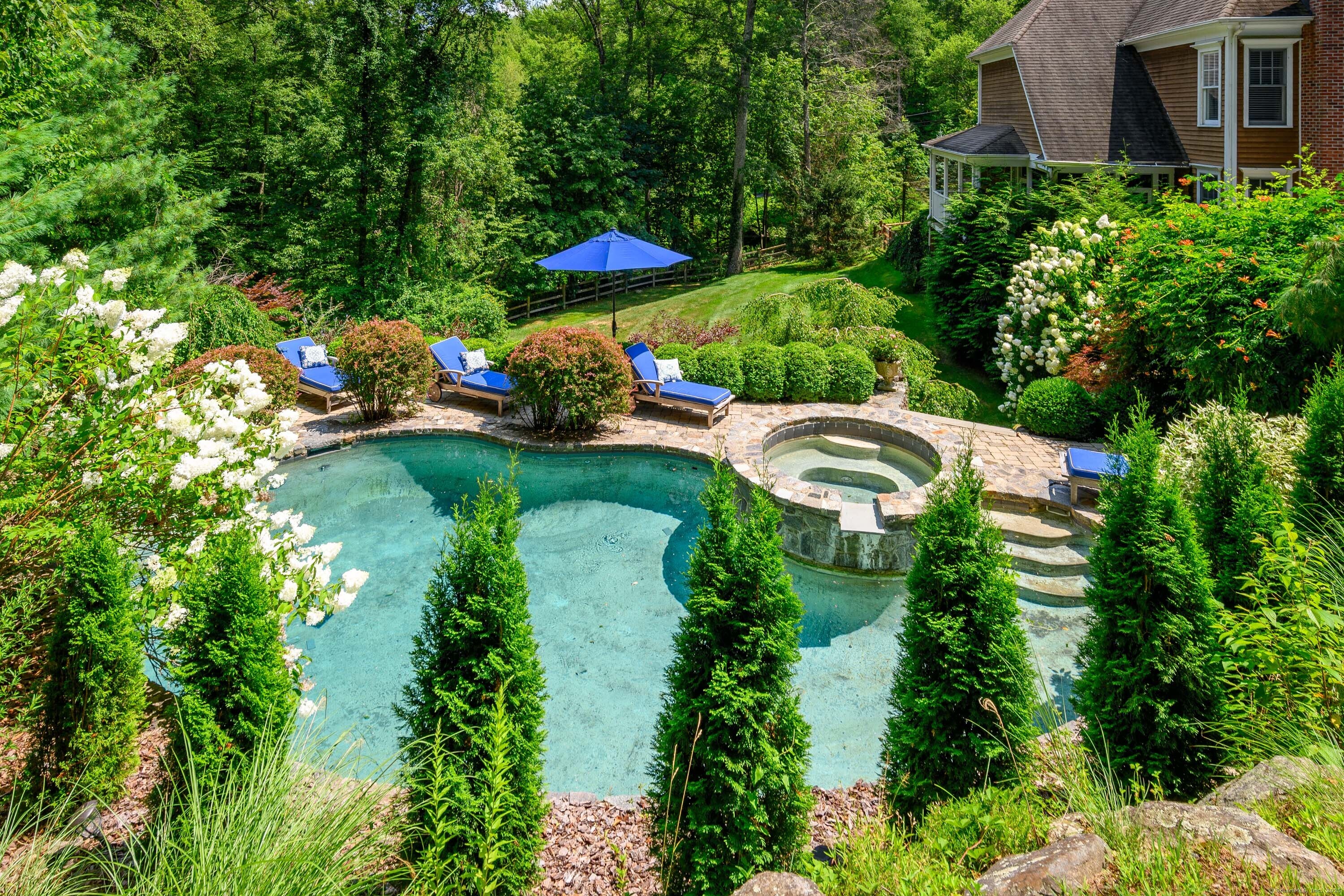 Sherman, Connecticut, 06784, United States, 4 Bedrooms Bedrooms, ,3 BathroomsBathrooms,Residential,For Sale,1986517