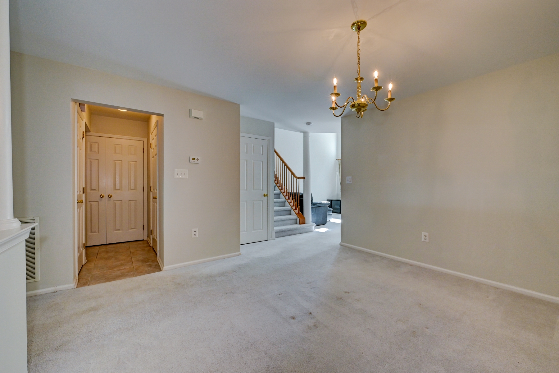  ?The Woods at Princeton Walk? Townhome - 物件實景