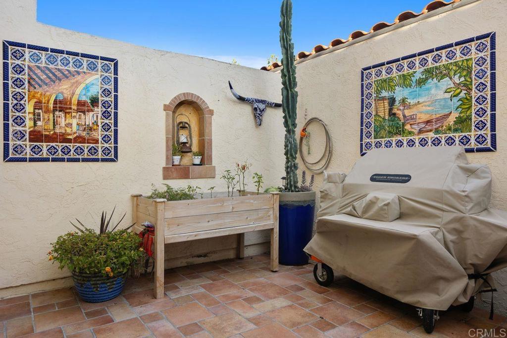 Vista, California, 92084, United States, 2 Bedrooms Bedrooms, ,3 BathroomsBathrooms,Residential,For Sale,1987849