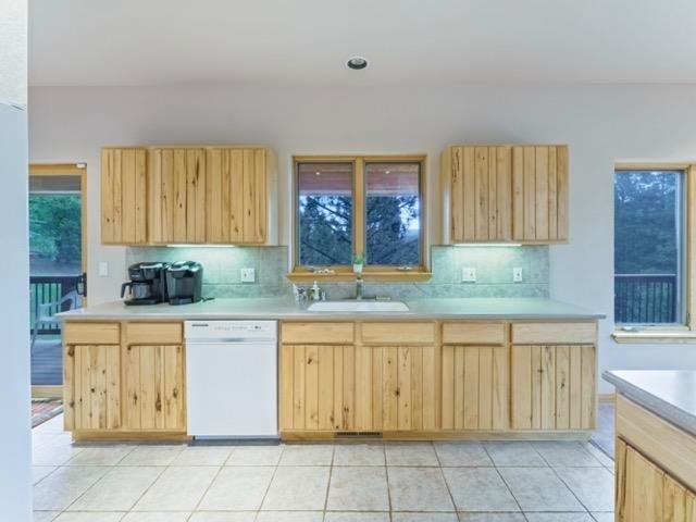 Angel Fire, New Mexico, 87710, United States, 4 Bedrooms Bedrooms, ,5 BathroomsBathrooms,Residential,For Sale,1885448