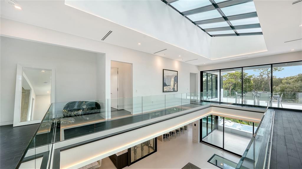 Sarasota, Florida, 34239, United States, 5 Bedrooms Bedrooms, ,8 BathroomsBathrooms,Residential,For Sale,1991570