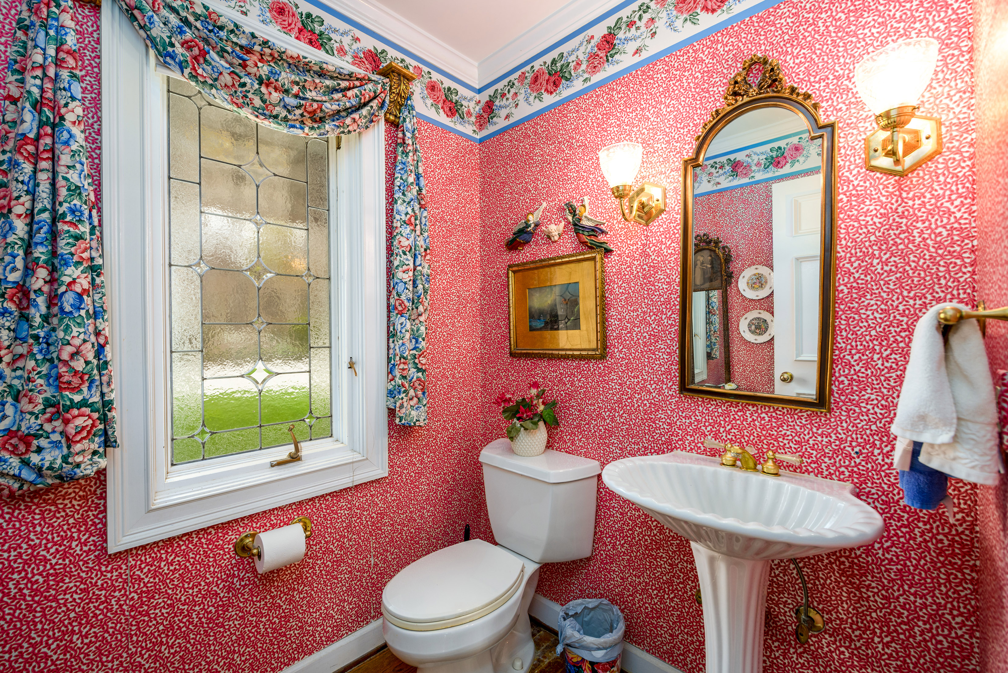  Lakefront Estate with Private Dock, Guest Home and Pool - 物件實景