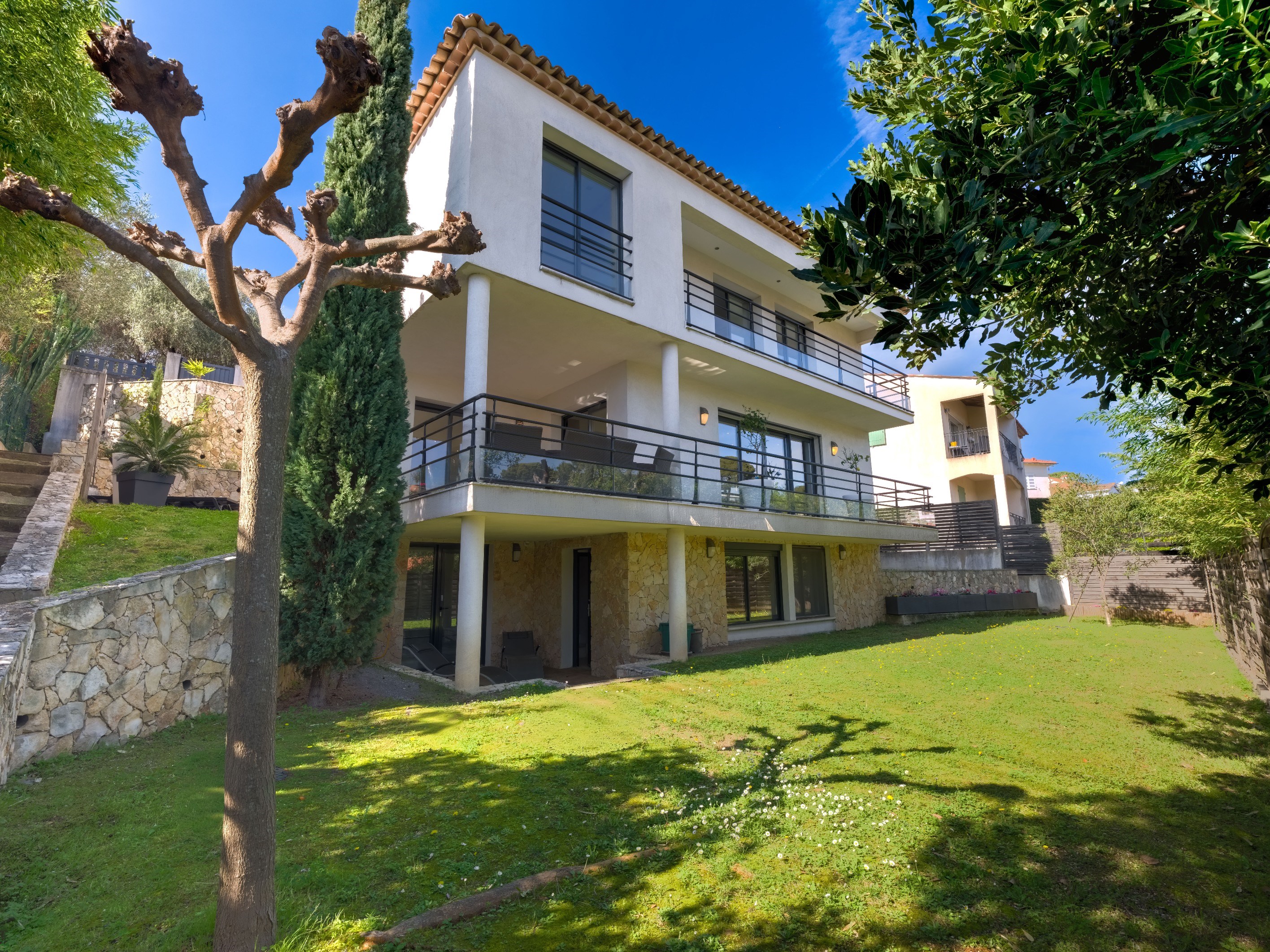  Cannes Petit Juas, contemporary villa for sale, 177 sqm, 5 bedrooms, apartment … - 物件實景