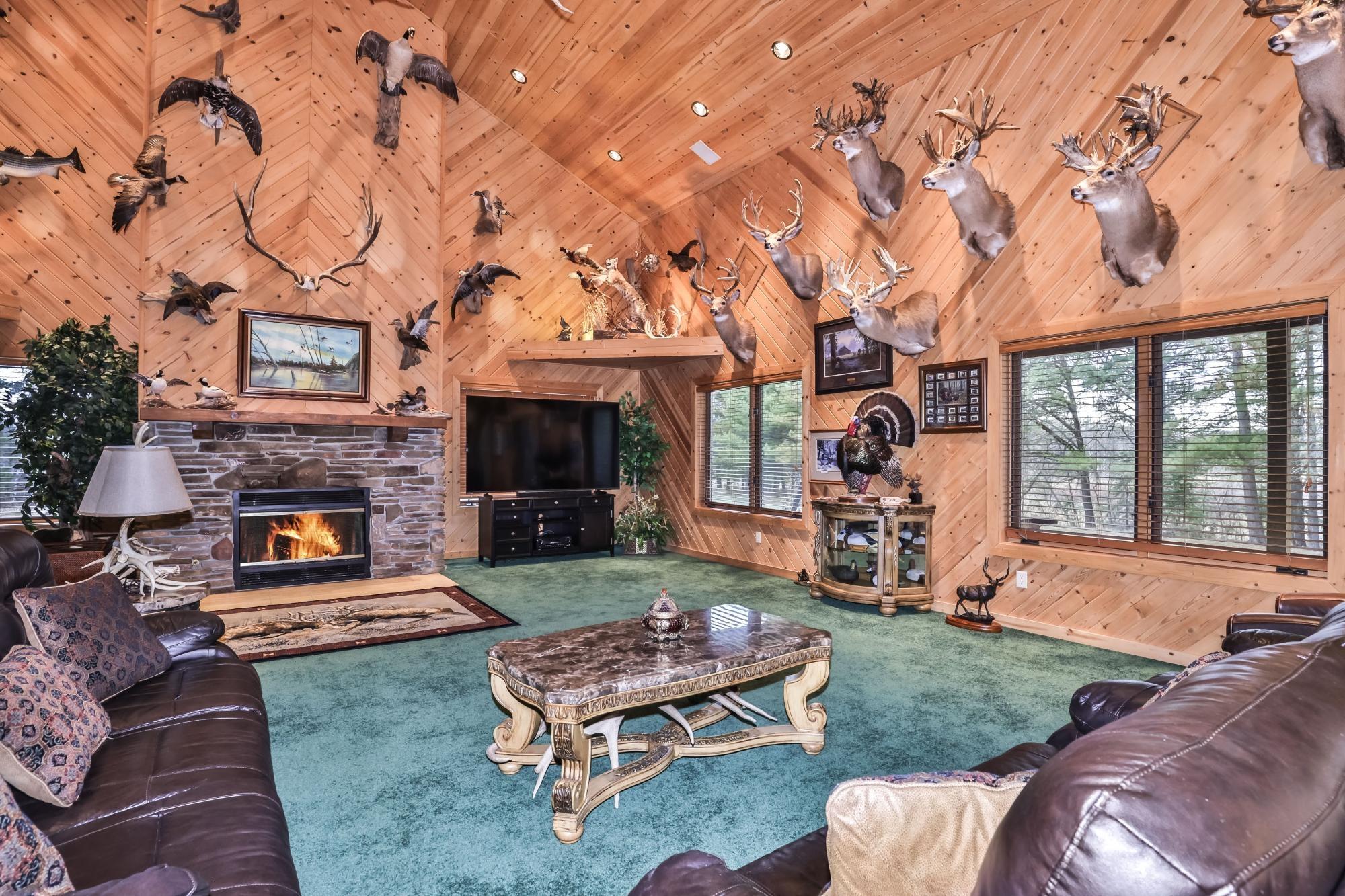 Tomahawk, Wisconsin, 54487, United States, 3 Bedrooms Bedrooms, ,2 BathroomsBathrooms,Residential,For Sale,1981135