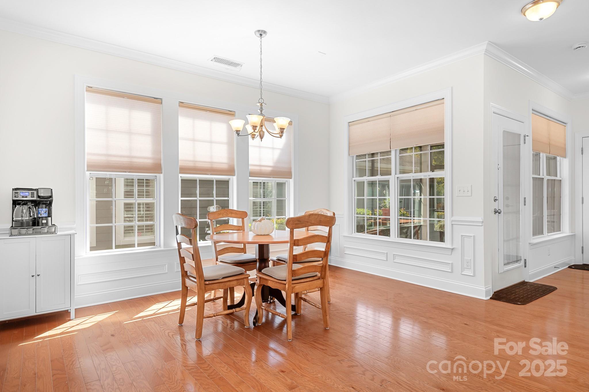 Cornelius, North Carolina, 28031, United States, 3 Bedrooms Bedrooms, ,2 BathroomsBathrooms,Residential,For Sale,1955673