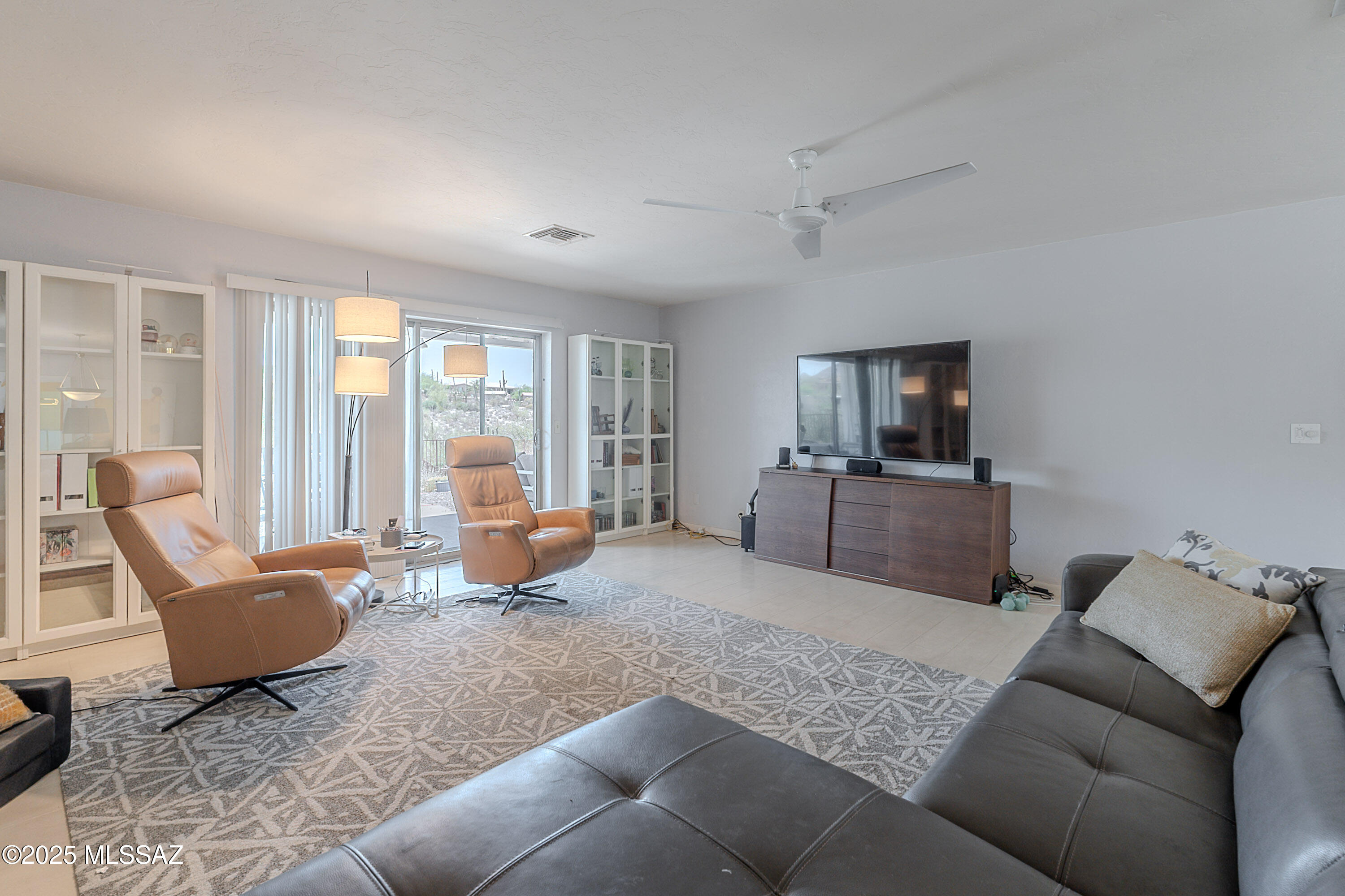 Tucson, Arizona, 85745, United States, 3 Bedrooms Bedrooms, ,2 BathroomsBathrooms,Residential,For Sale,1857796