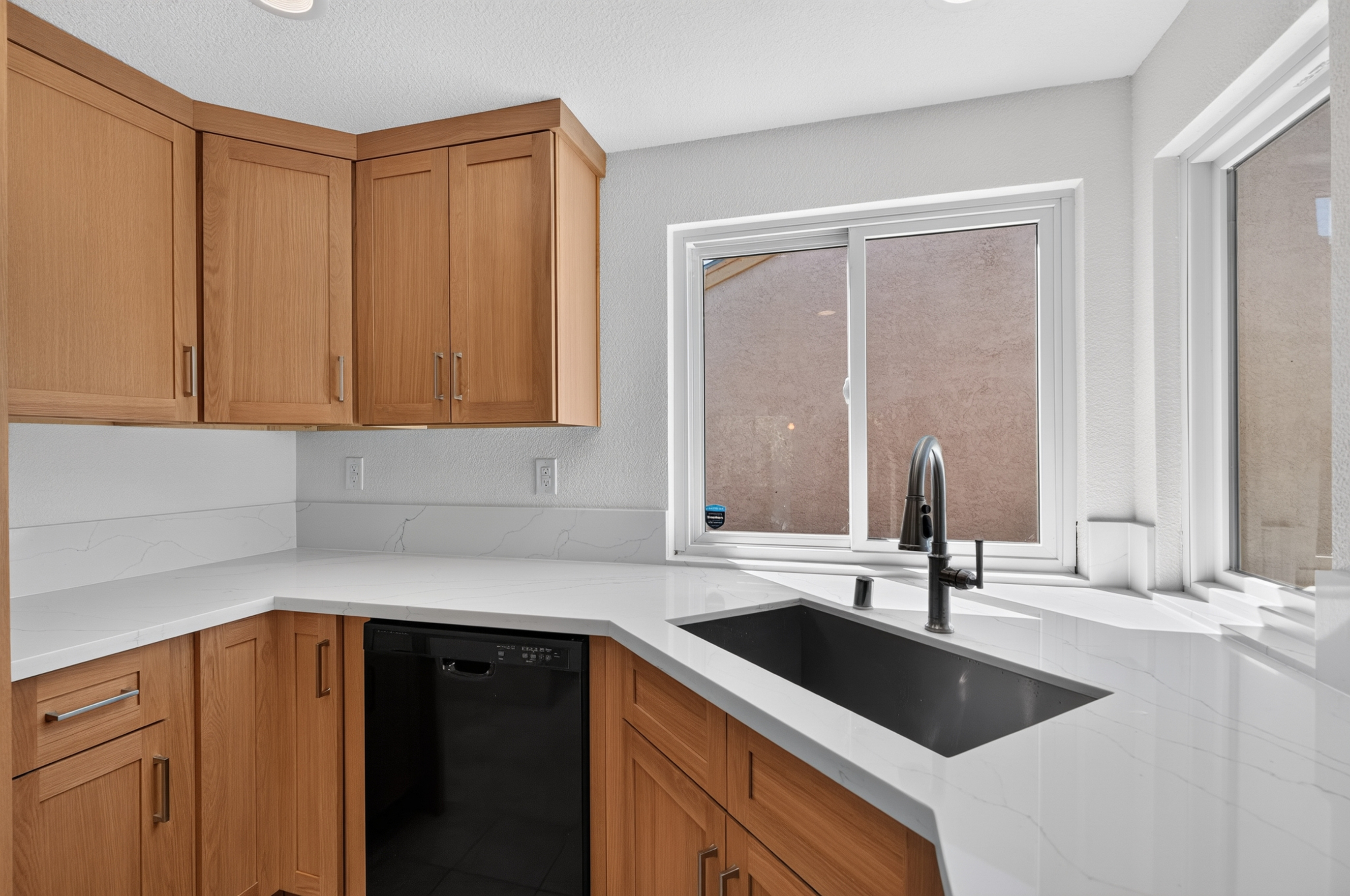  8048 Cardale Way, Sacramento, CA 95829 - 物件實景