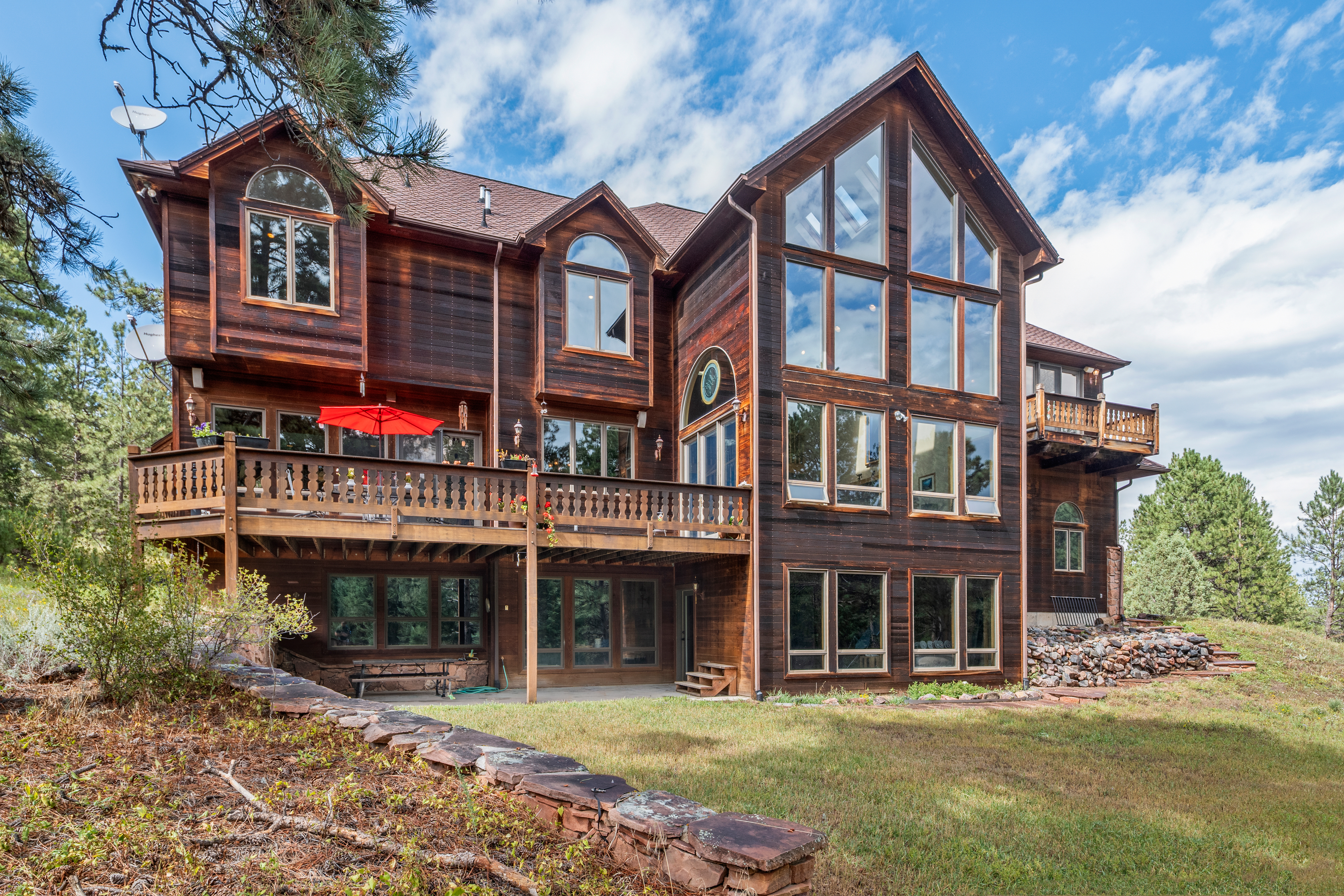  Perfect Blend of Space and Colorado Living That Backs to Pike National Forest - 物件實景