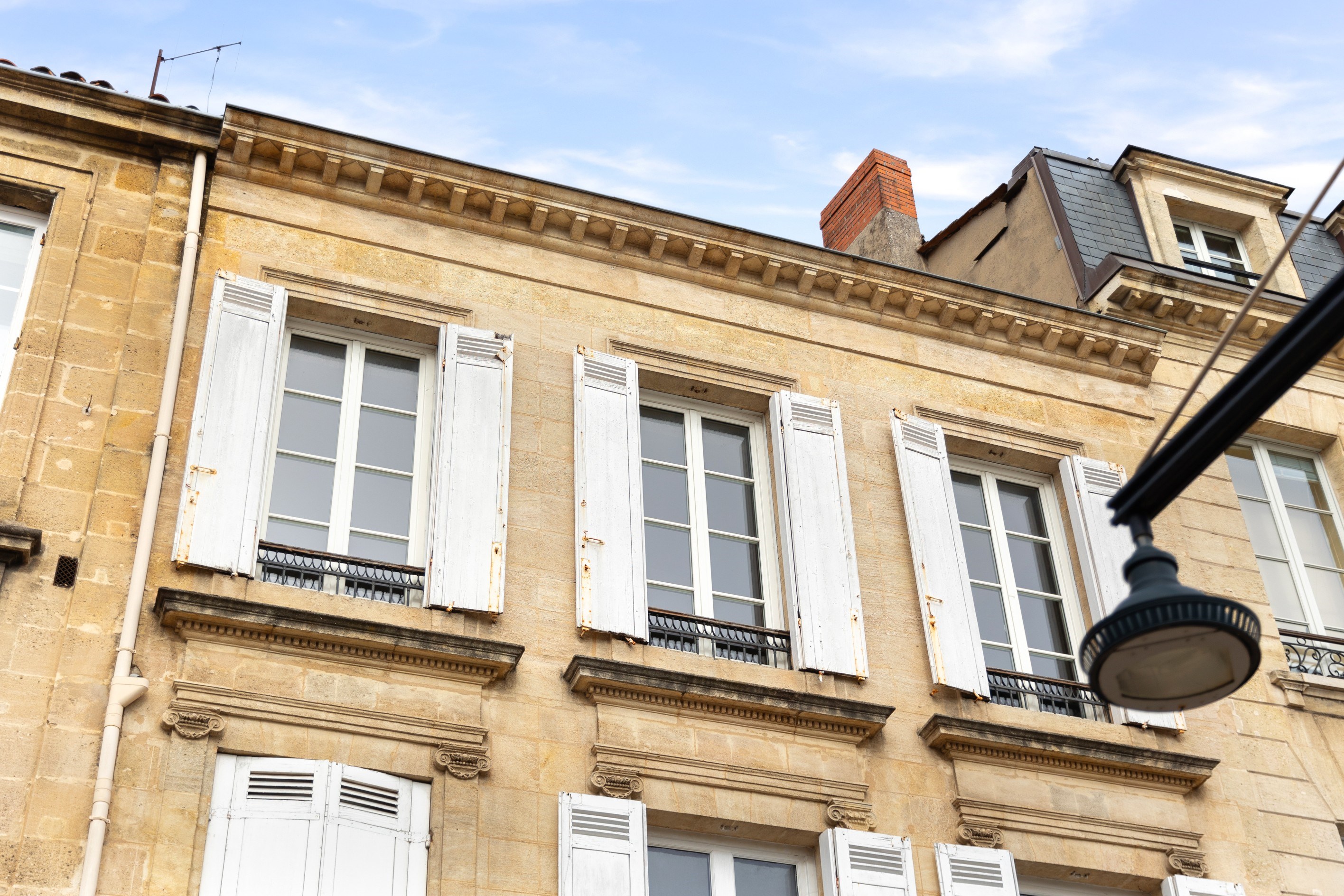  CHARTRONS – EXCEPTIONAL APARTMENT WITH VIEWS OF THE GARONNE AND PRIVATE TERRACE - 物件實景