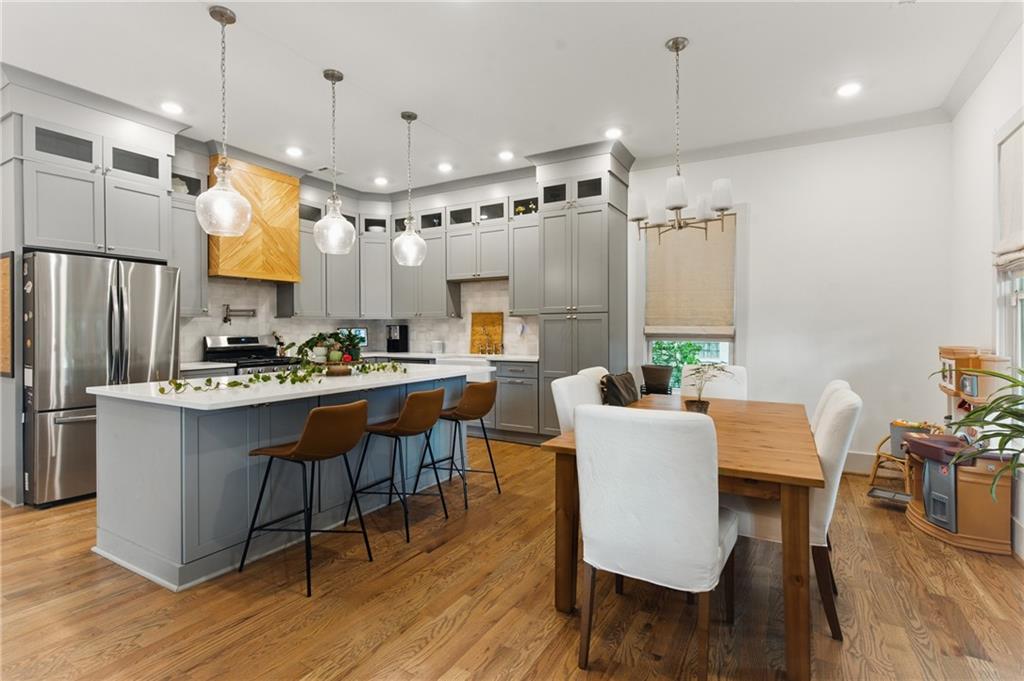 Atlanta, Georgia, 30310, United States, 3 Bedrooms Bedrooms, ,2 BathroomsBathrooms,Residential,For Sale,1991522