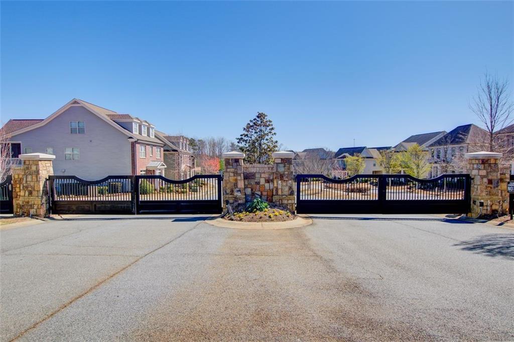 Alpharetta, Georgia, 30004, United States, 3 Bedrooms Bedrooms, ,3 BathroomsBathrooms,Residential,For Sale,1900894