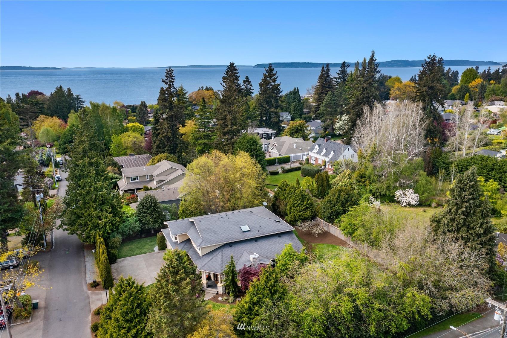 1041 GRANDVIEW STREET, EDMONDS, Washington, 98020, United States, 4 Bedrooms Bedrooms, ,3 BathroomsBathrooms,Residential,For Sale,1041 GRANDVIEW STREET,1433539