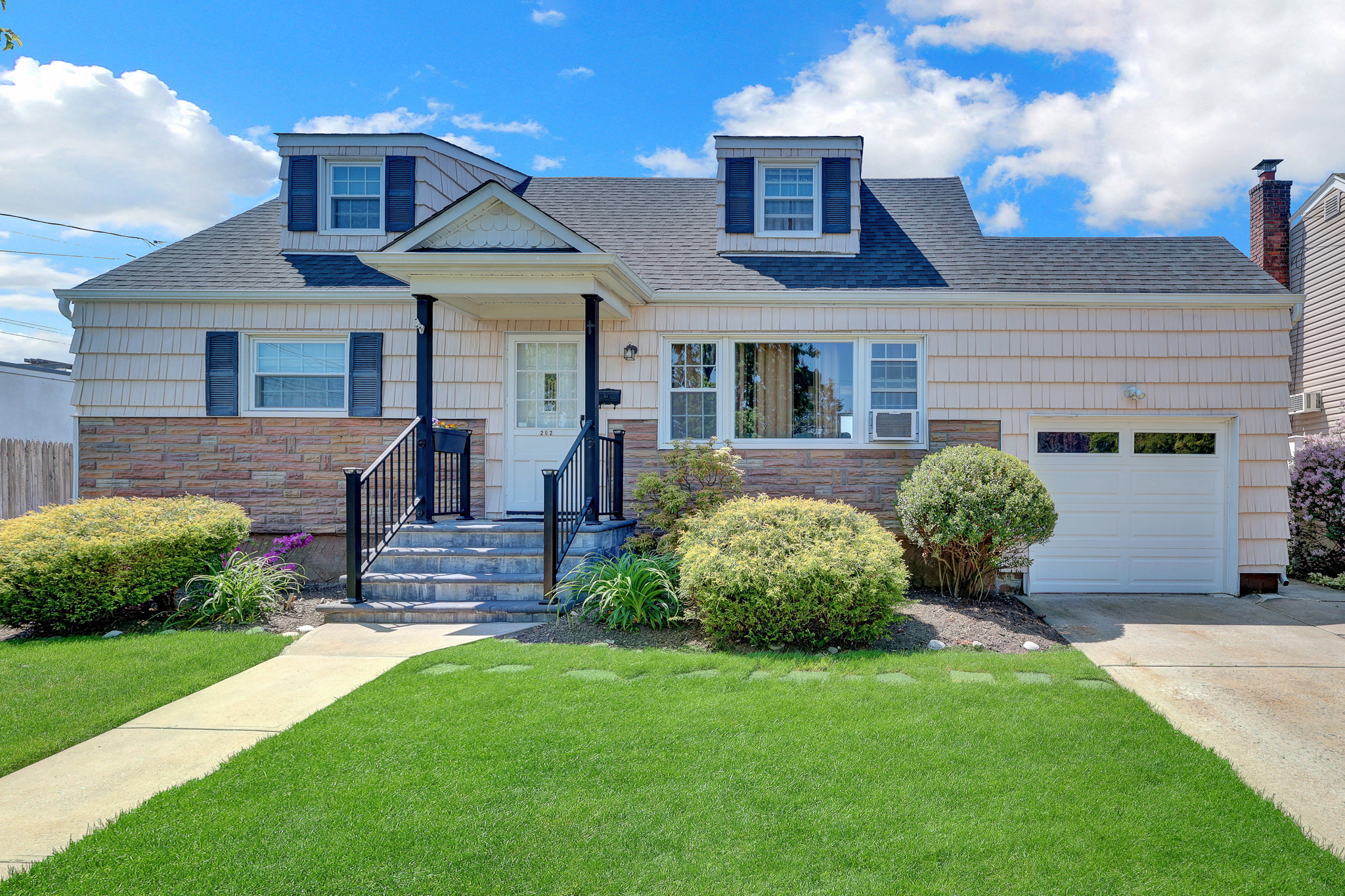  202 N Kings Avenue, Massapequa, NY, 11758 - 物件實景