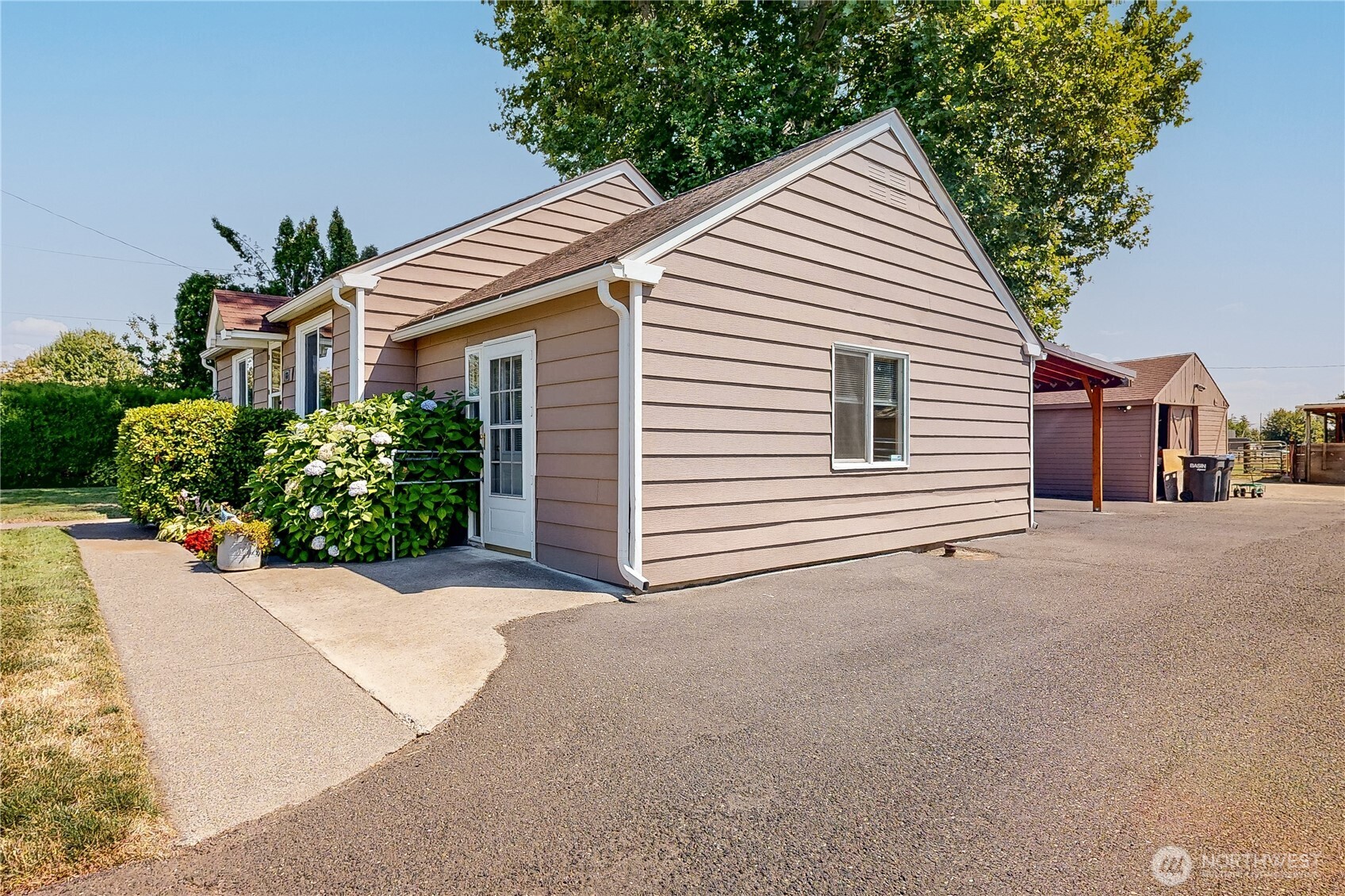 Walla Walla, Washington, 99362, United States, 3 Bedrooms Bedrooms, ,2 BathroomsBathrooms,Residential,For Sale,1903621