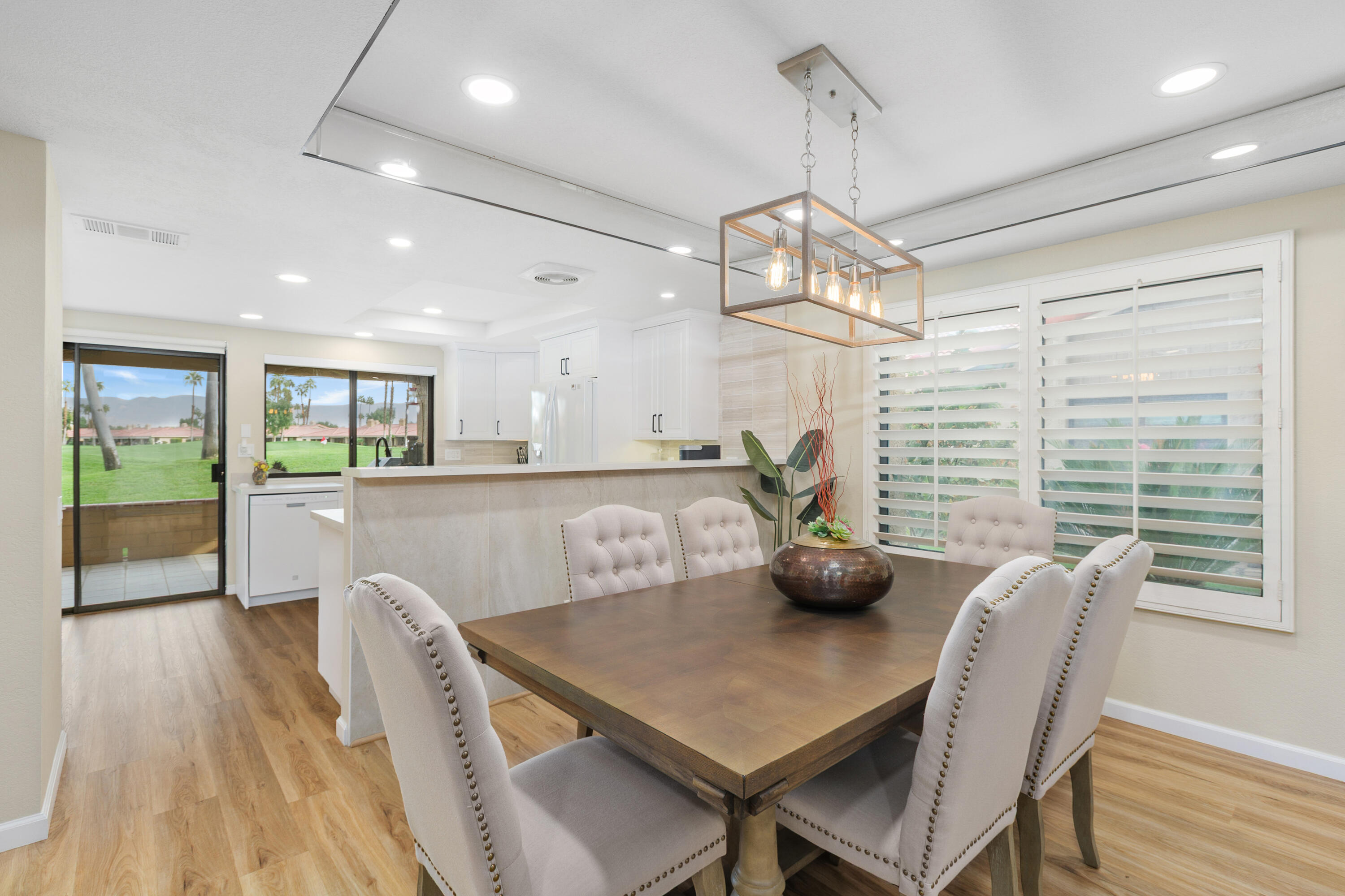 Palm Desert, California, 92260, United States, 3 Bedrooms Bedrooms, ,2 BathroomsBathrooms,Residential,For Sale,1993361