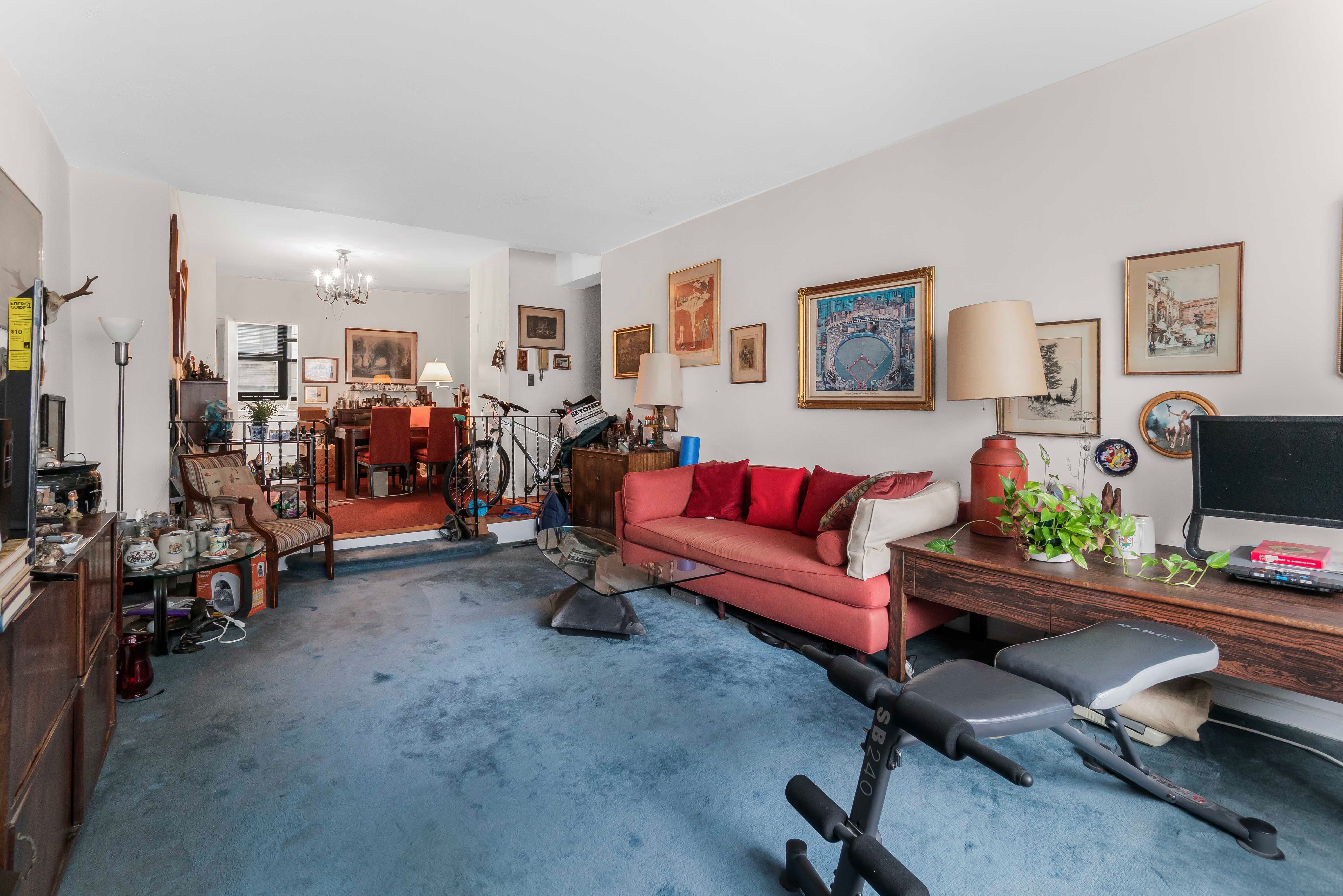 Rego Park, New York, 11374, United States, 2 Bedrooms Bedrooms, ,2 BathroomsBathrooms,Residential,For Sale,1980666