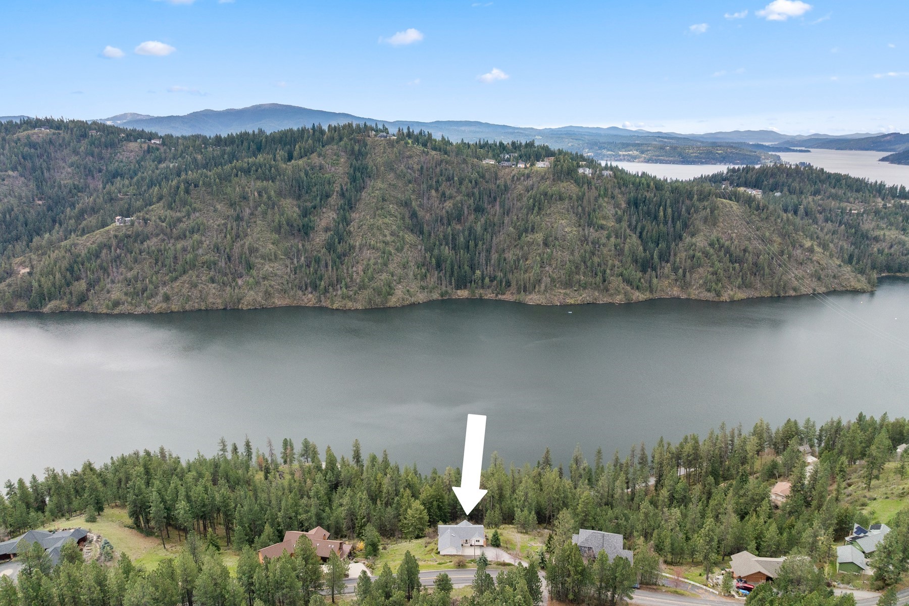  Fernan Hill Home with Amazing Lake Views - 物件實景