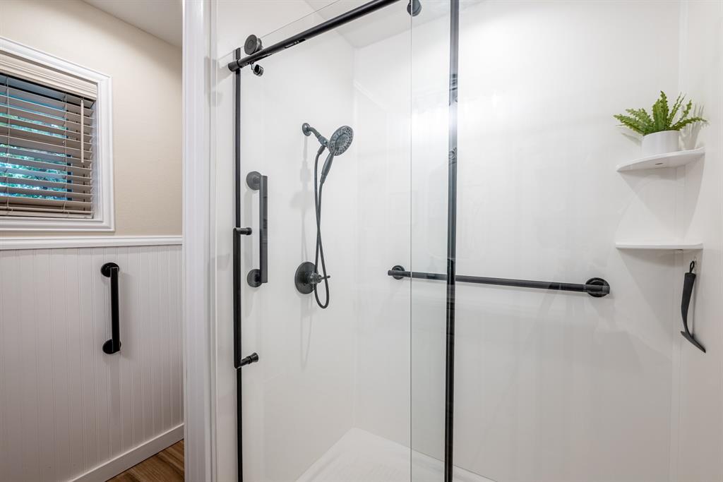 Abilene, Texas, 79606, United States, 3 Bedrooms Bedrooms, ,2 BathroomsBathrooms,Residential,For Sale,1988306