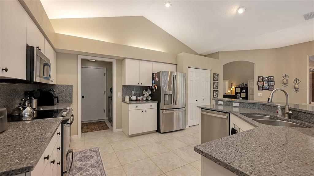 Sarasota, Florida, 34241, United States, 4 Bedrooms Bedrooms, ,3 BathroomsBathrooms,Residential,For Sale,2003326