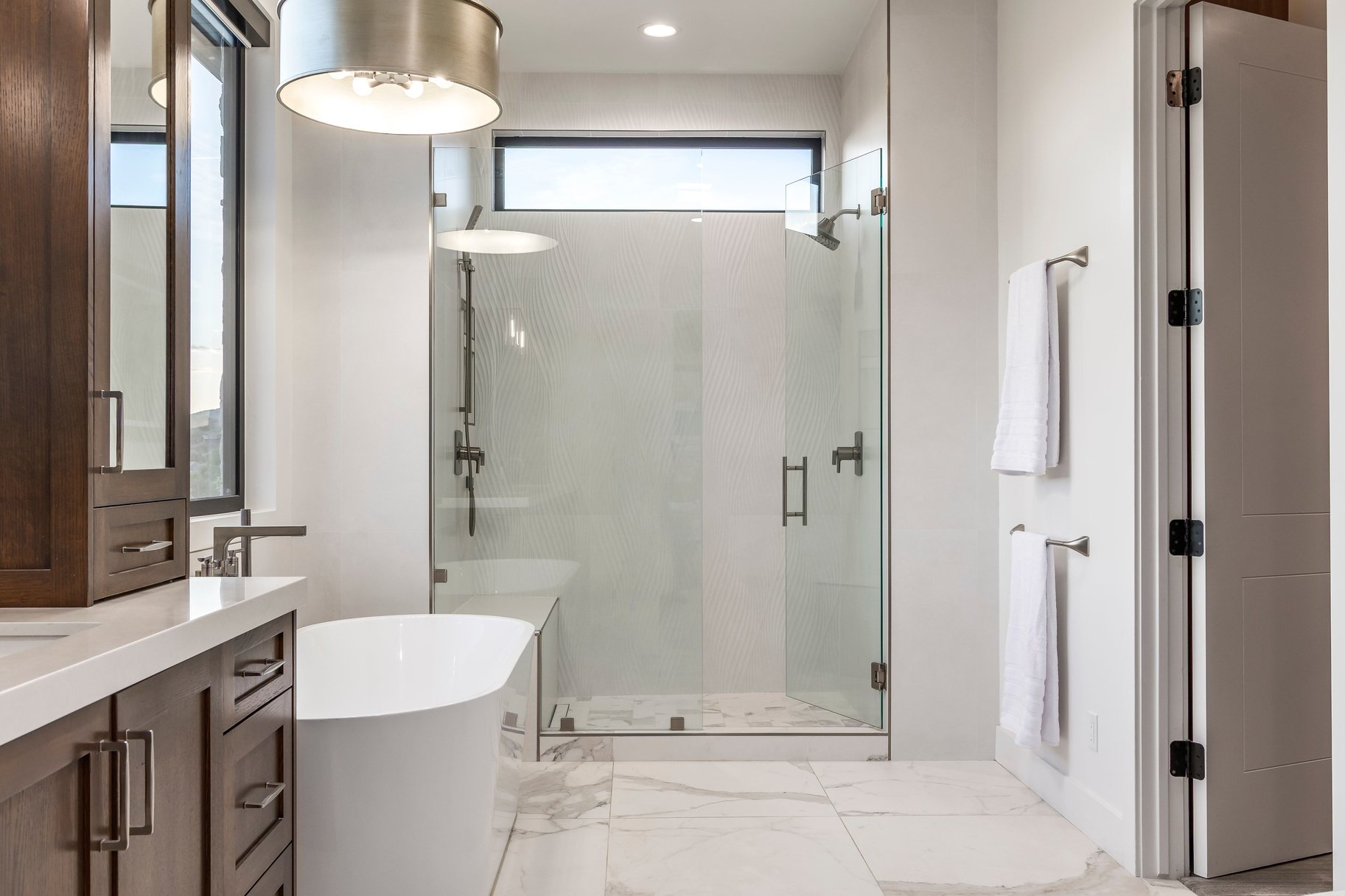  Nearly New Luxury Home with ADU, Views & Chef