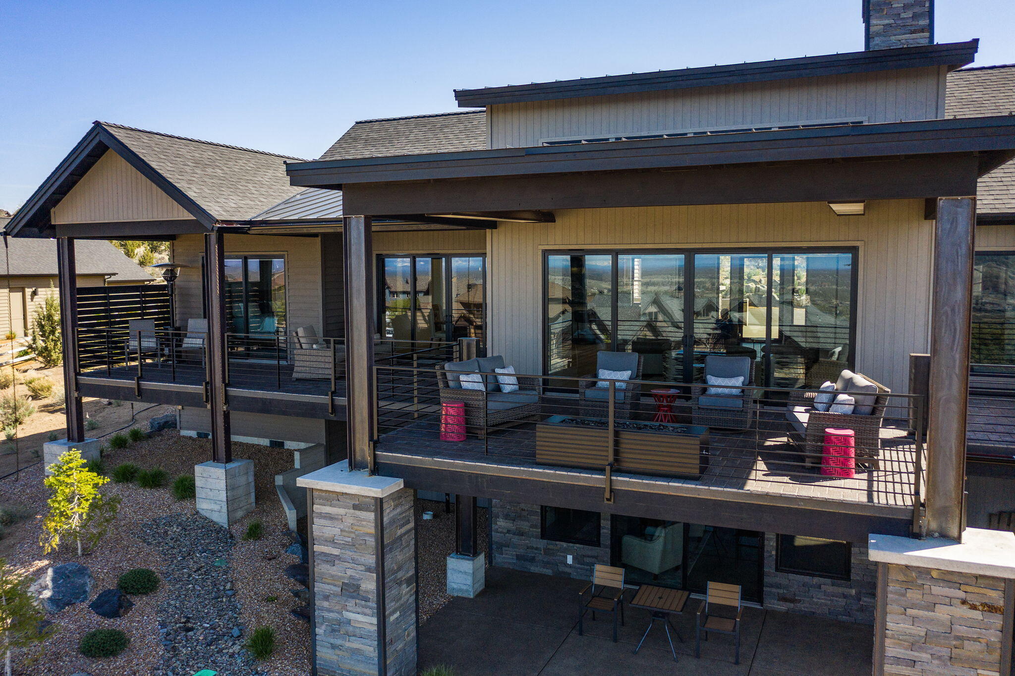 Powell Butte, Oregon, 97753, United States, 4 Bedrooms Bedrooms, ,5 BathroomsBathrooms,Residential,For Sale,1804820